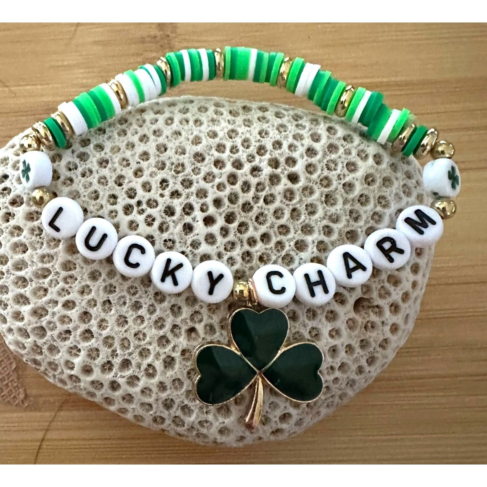 Handmade St Patricks Day Bracelet New Beaded Shamrock Lucky Charm New Size ONE SIZE - 9 Thumbnail