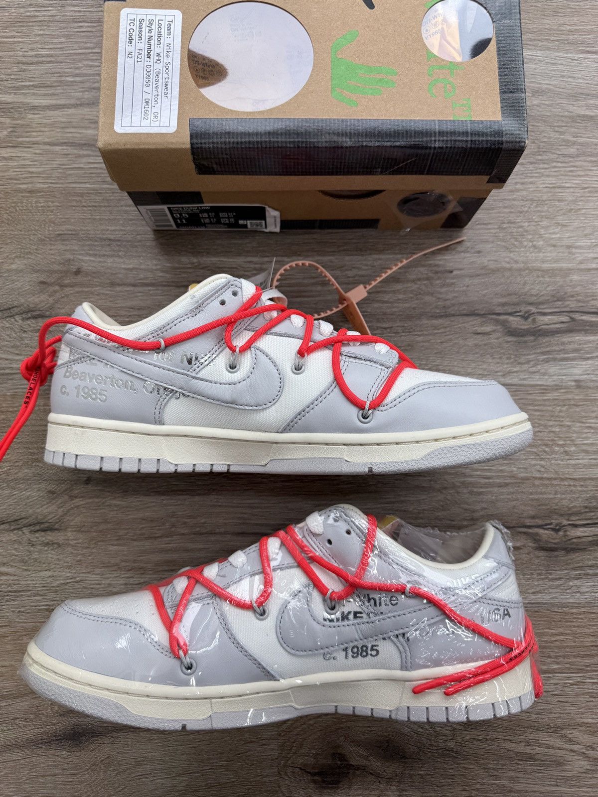 Nike × Off-White Off White Nike Lot 6/50 Dunks Size US 9.5 / EU 42-43 - 2 Thumbnail