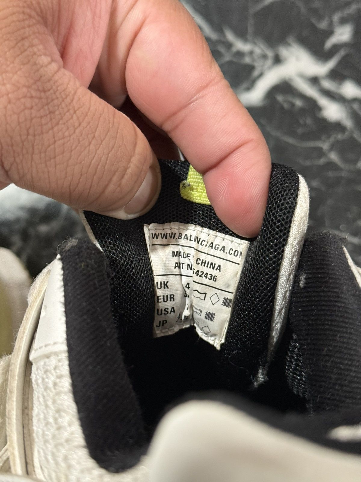 Balenciaga Balenciaga Track White Yellow Size 37 EU / 7 US Size US 7 / IT 37 - 19 Thumbnail