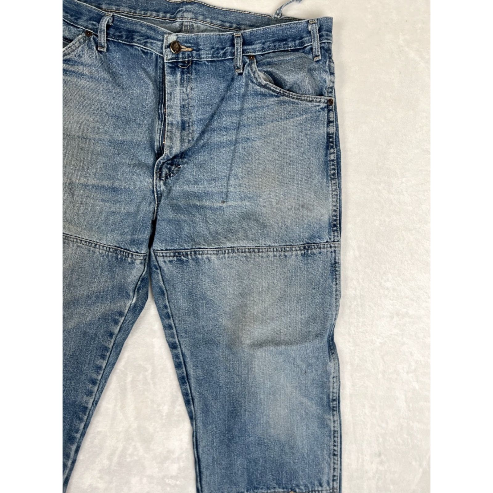Dickies Dickies Jeans Mens 38x32 Blue Relaxed Straight Work Thrashed Denim Cotton Logo Pockets 32 Inseam Regular Fall Men Size US 38 / EU 54 - 4 Thumbnail