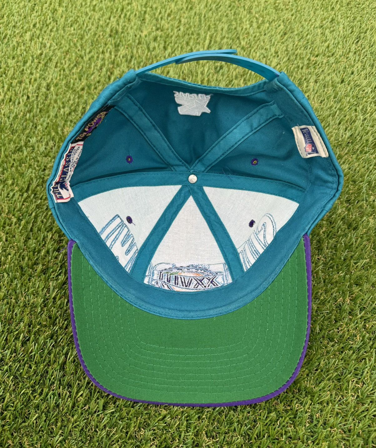 Starter Vintage Starter Super Bowl XXVIII Hat Size ONE SIZE - 4 Thumbnail