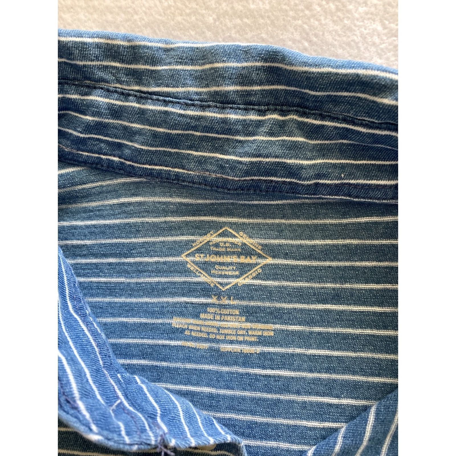 Vintage St. John's Bay Polo Shirt Men’s XXL Deep Aqua Stripes Lightweight / 17-37 Polo Shirt Mens XXL Deep Aqua Stripes Lightweight Sports Golf Tennis Casual Size US XXL / EU 58 / 5 - 3 Thumbnail