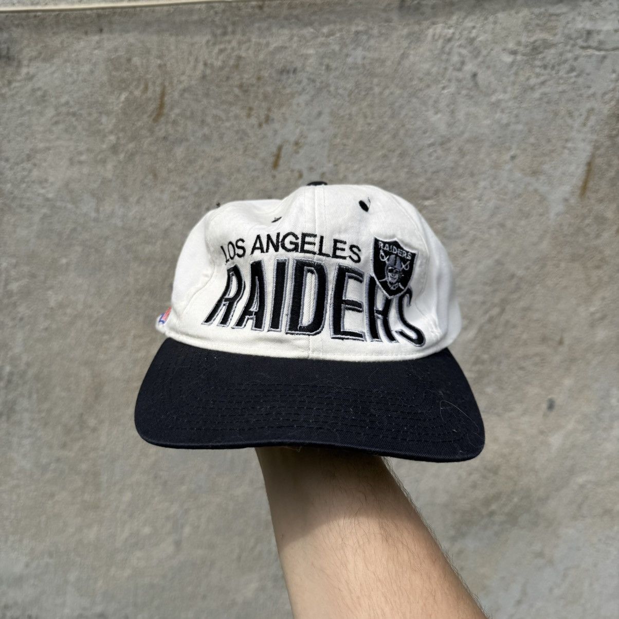 NFL Vintage Los Angeles Raiders Hat 90s NFL Cap Football USA Size ONE SIZE - 1 Thumbnail