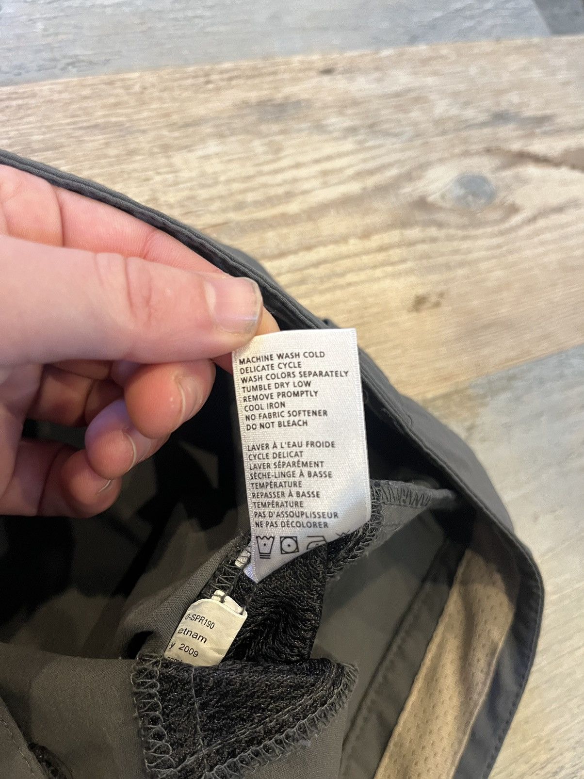 Royal Robbins Royal Robins Women’s Hiking Pants Sz 10 Black Lightweight Size 32" / US 10 / IT 46 - 5 Thumbnail