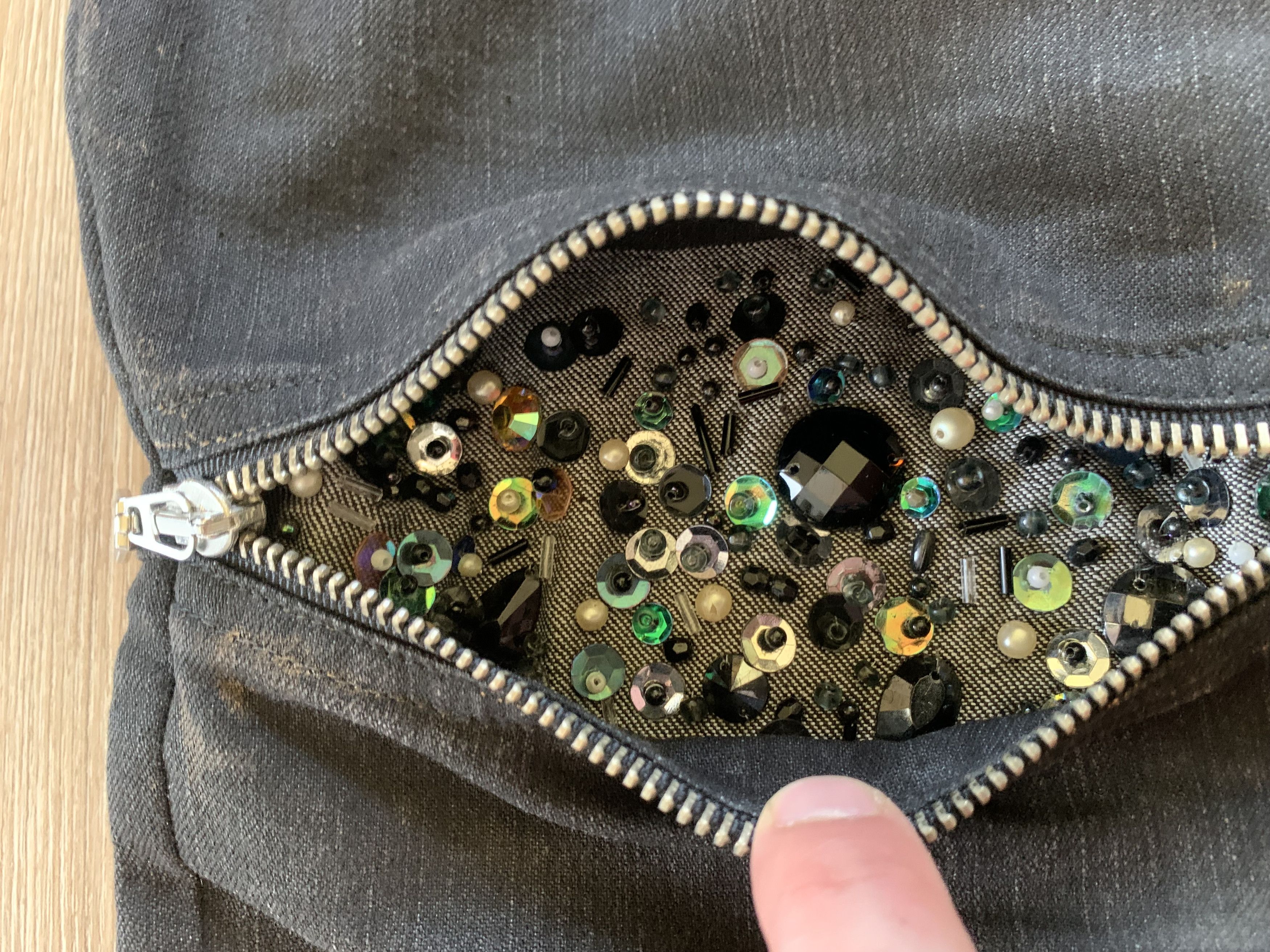 Designer × Handmade Designer Iryna Duch Women’s Handmade Zip Beads Jeans Size 30" / US 8 / IT 44 - 9 Thumbnail