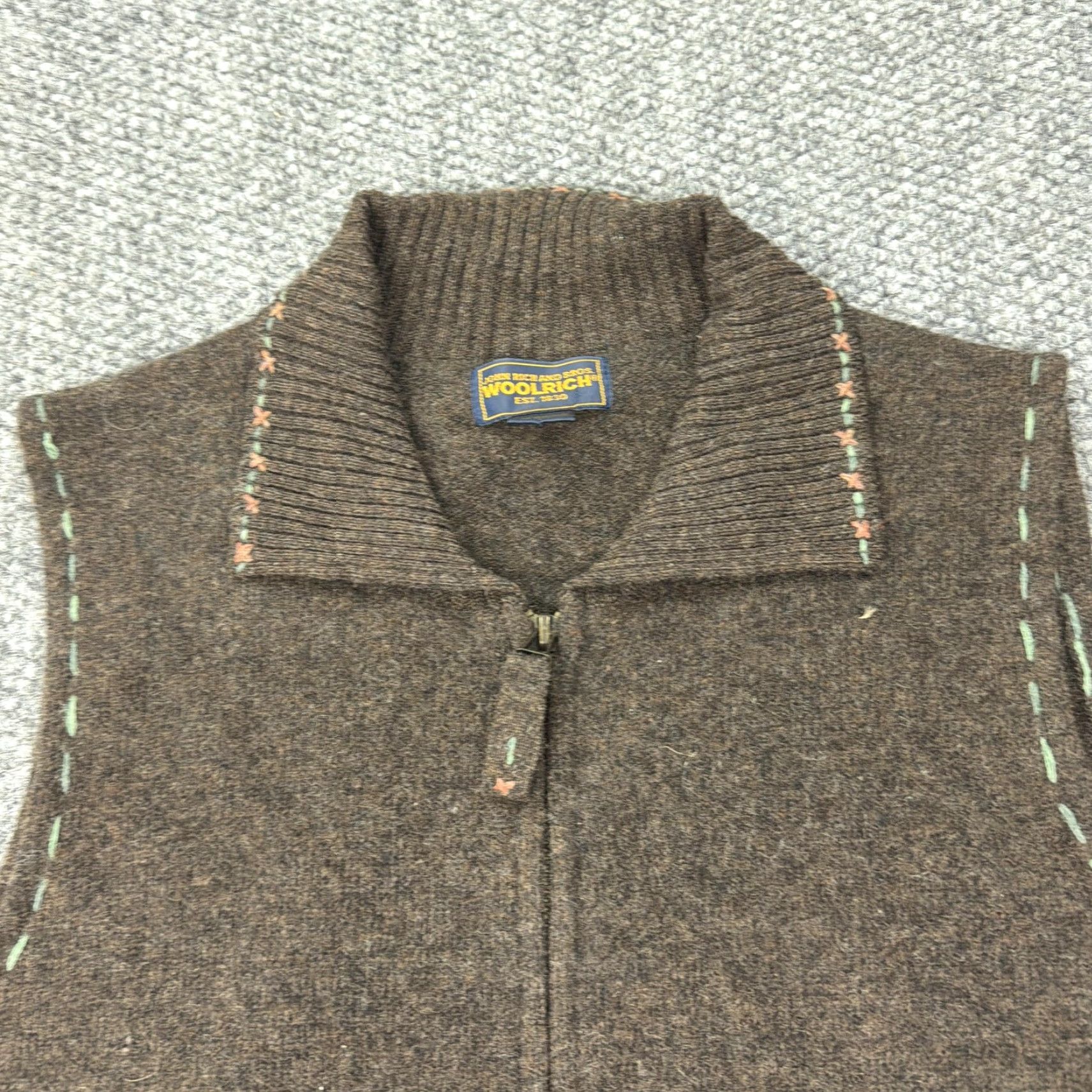 Vintage VINTAGE Woolrich Vest Womens M Brown Lambswool Full Zip Embroidered 90s Size M / US 6-8 / IT 42-44 - 2 Thumbnail