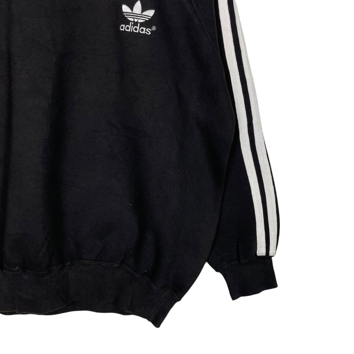 Adidas Vintage Adidas Crewneck Sweatshirt Size US M / EU 48-50 / 2 - 4 Thumbnail