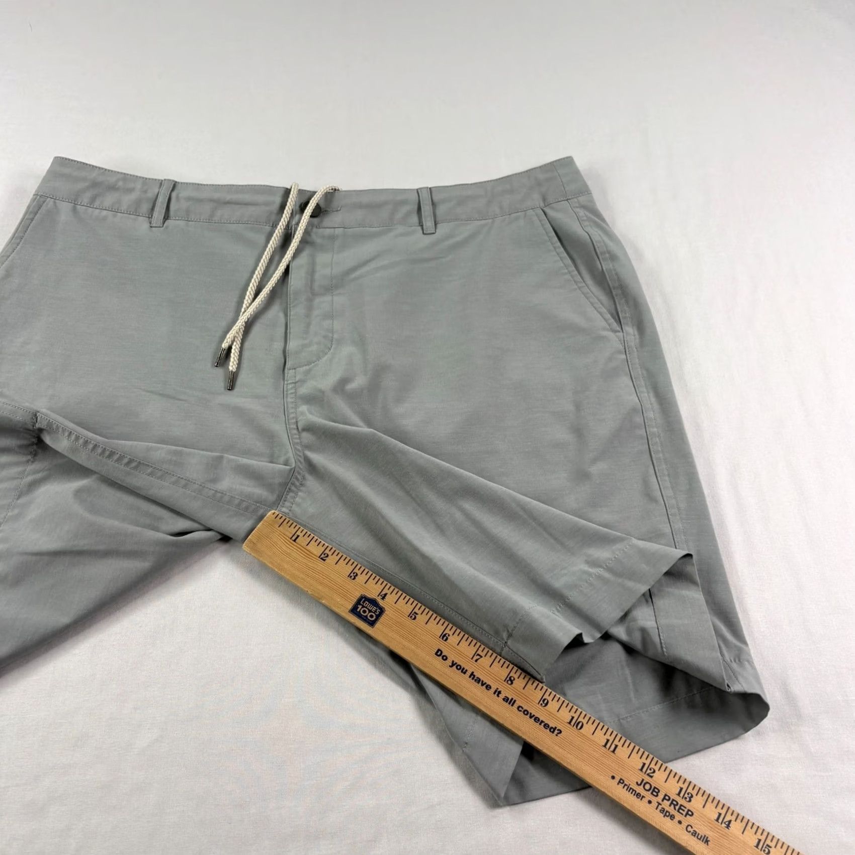 Faherty Faherty Mens Shorts 38 Gray All Day Chino Casual Hybrid Drawstring Pockets Regular 9in Inseam Front Flat Front Logo Closet Buy Now Mens Size US 38 / EU 54 - 7 Thumbnail