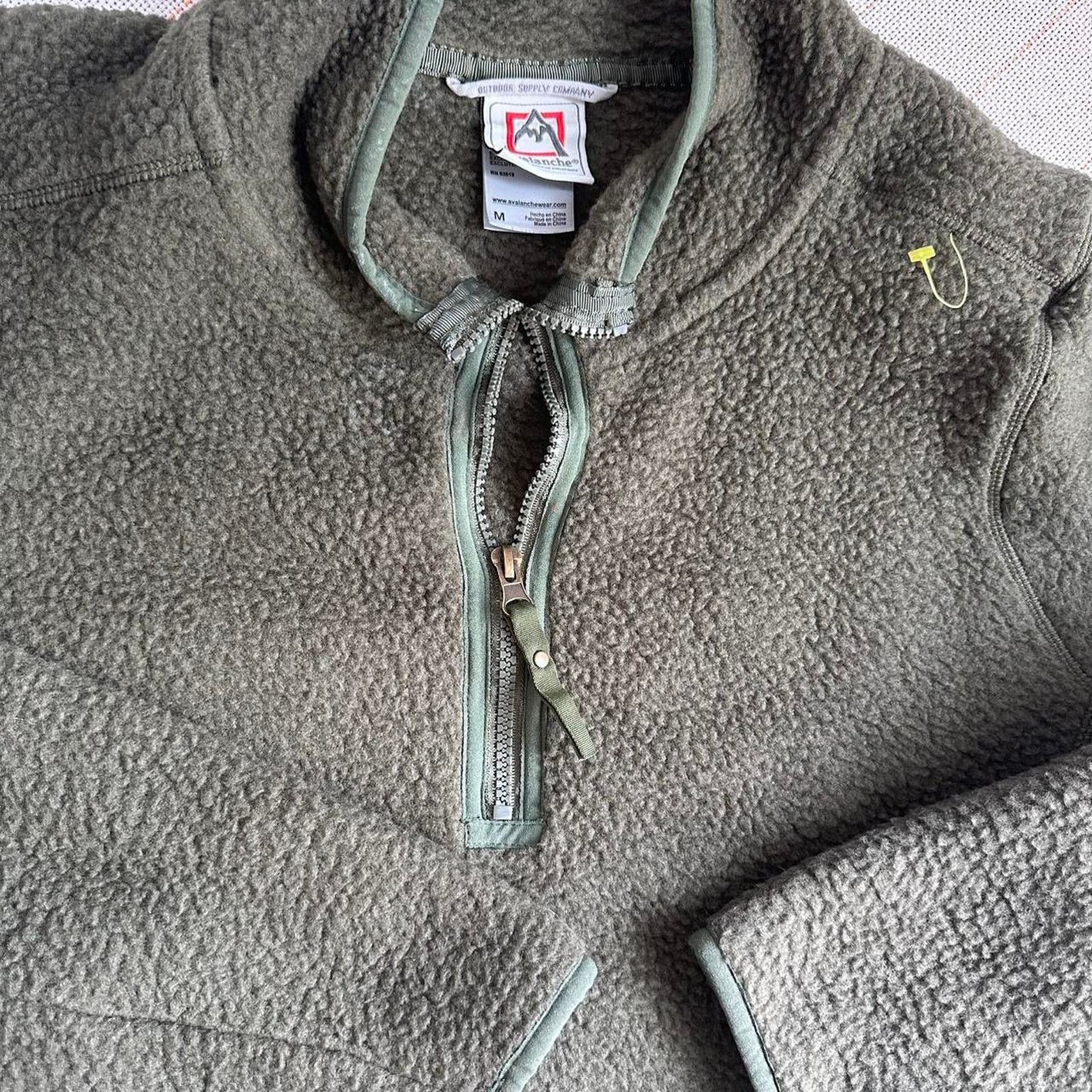 Outdoor Voices Avalanche 1/4 Zip Berber Fleece Pullover Sweater Olive Green Size M / US 6-8 / IT 42-44 - 6 Thumbnail