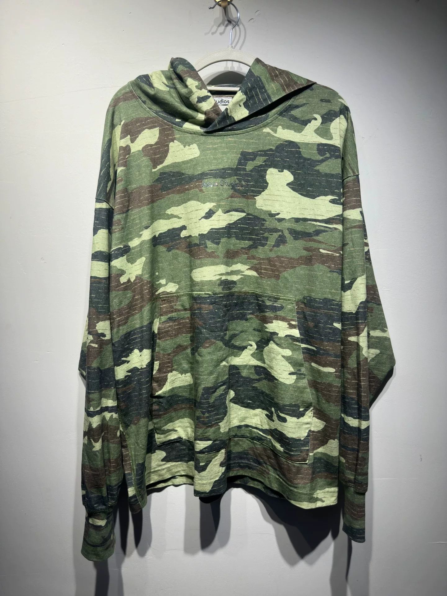 Acne Studios Acne Studios Camo Graphic Green Hoodie XS Men Size US XS / EU 42 / 0 - 1 Thumbnail