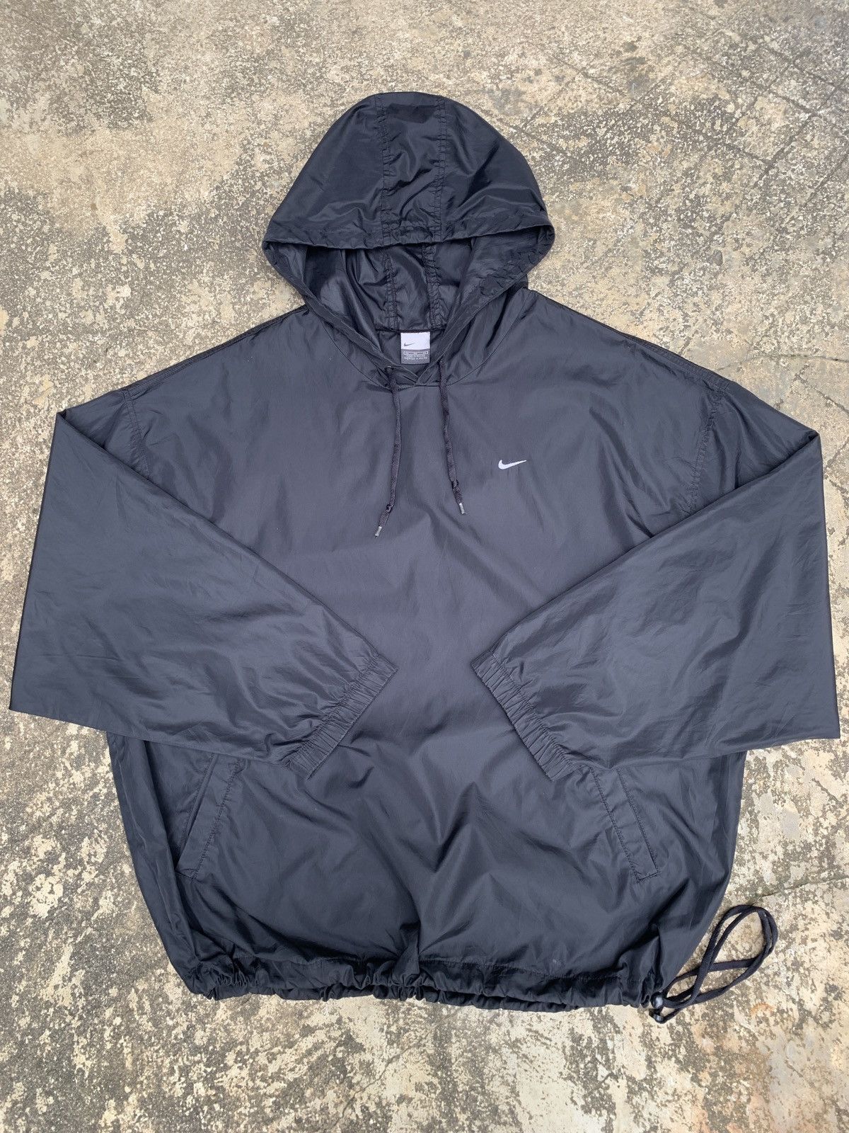 Nike × Vintage 2000s Nike Small Swoosh Black Nylon Pullover Hoodie Size US XXL / EU 58 / 5 - 1 Thumbnail