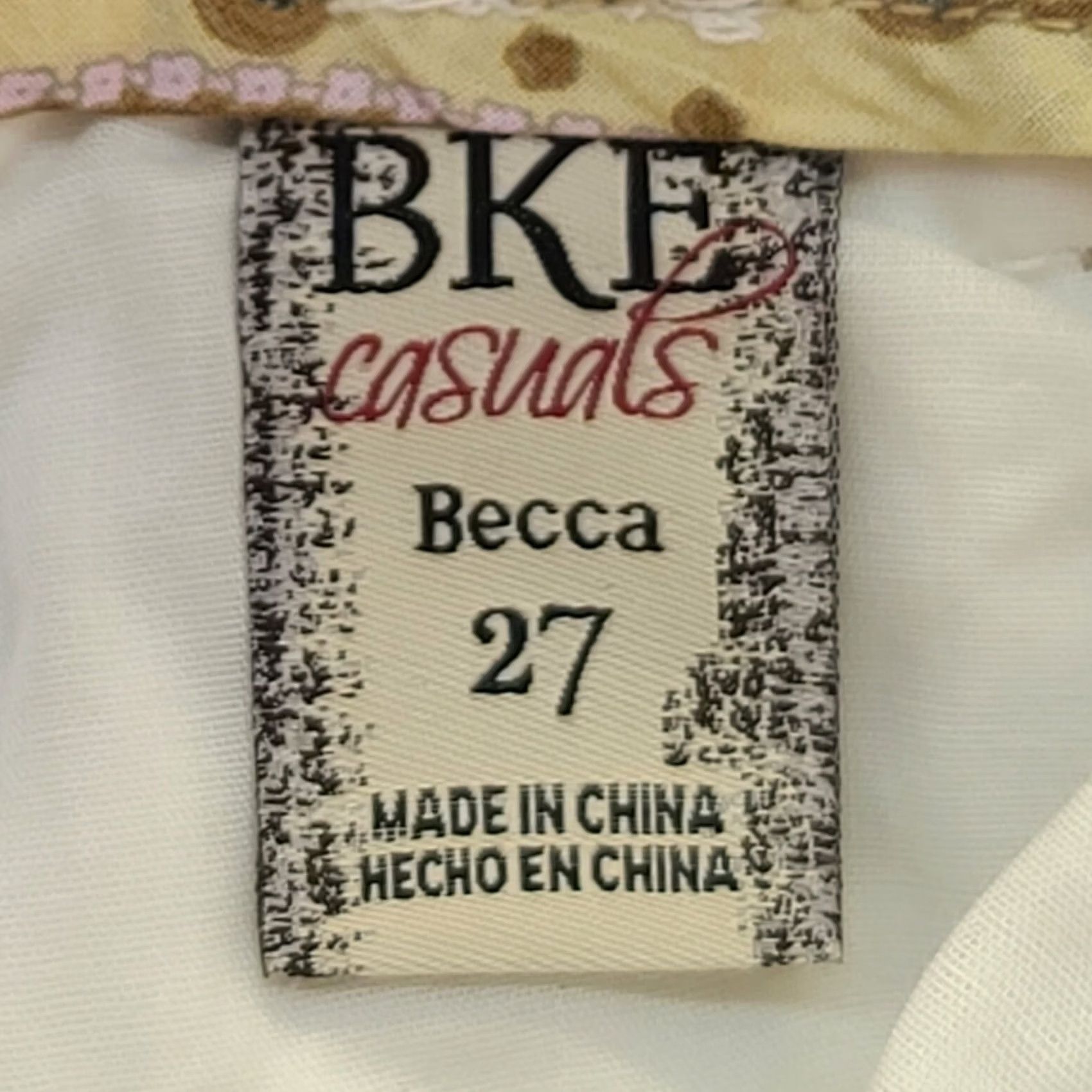 Vintage VINTAGE BKE Capris Womens 27x22 Becca Slim Fit Mid Rise Cropped Embroidered Comfort Y2K Capri Pants Womensည Size ONE SIZE - 7 Thumbnail