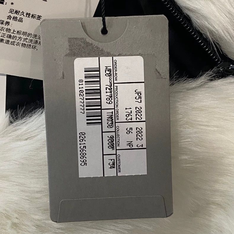 Balenciaga Balenciaga size 34 Bitcoin Teddy Coat Fur Size S / US 4 / IT 40 - 7 Thumbnail
