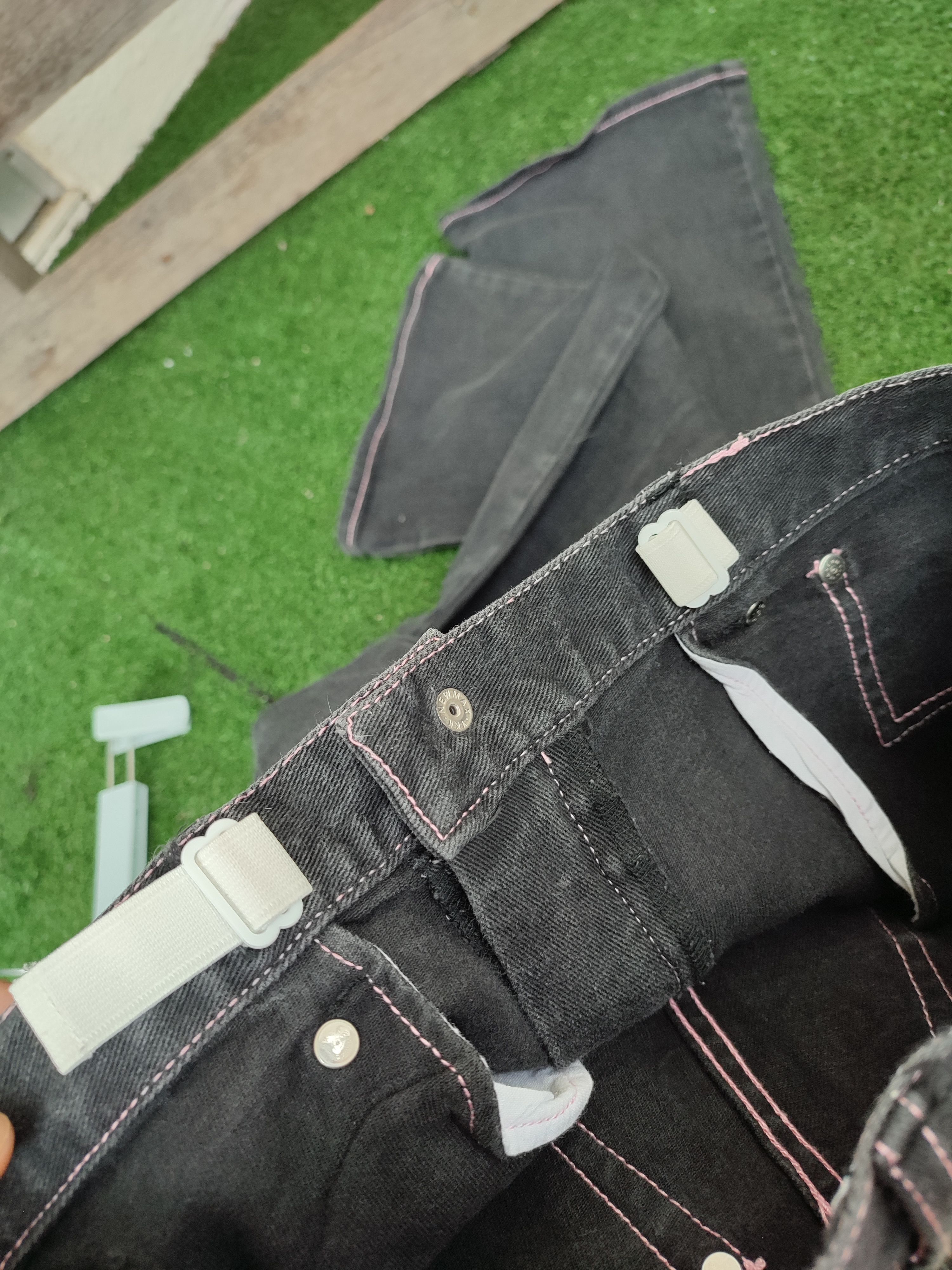 Angel Blue 💥Flare💥 Crazy Rare Angel Blue Patchwork Vintage Denim Size US 29 - 12 Thumbnail