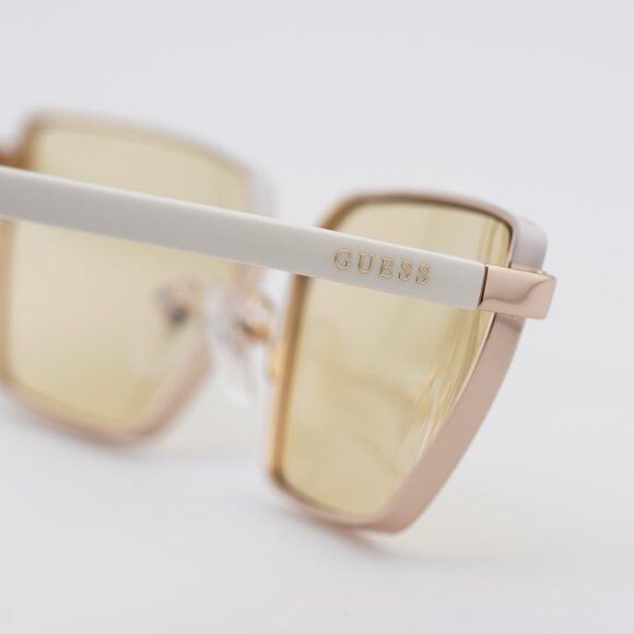 Guess Guess GU00106 21E Sunglasses White/Gold Cat Eye Frame Size ONE SIZE - 5 Thumbnail