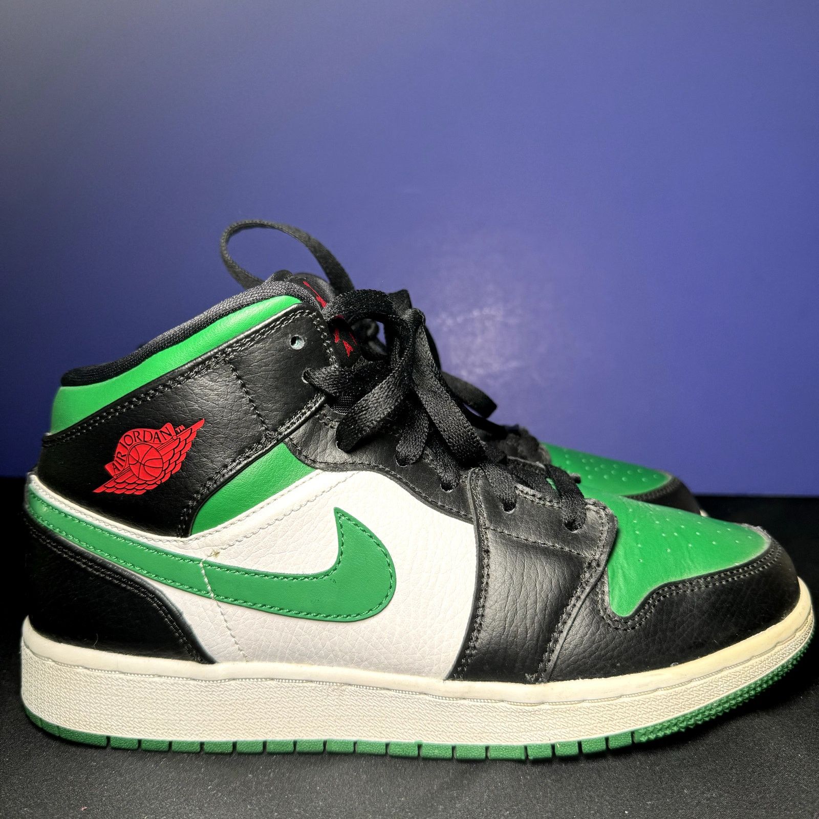 Jordan Brand × Nike Air Jordan 1 Mid GS Black Pine Green Men's Shoes - Size 6 Size US 6 / EU 39 - 1 Thumbnail