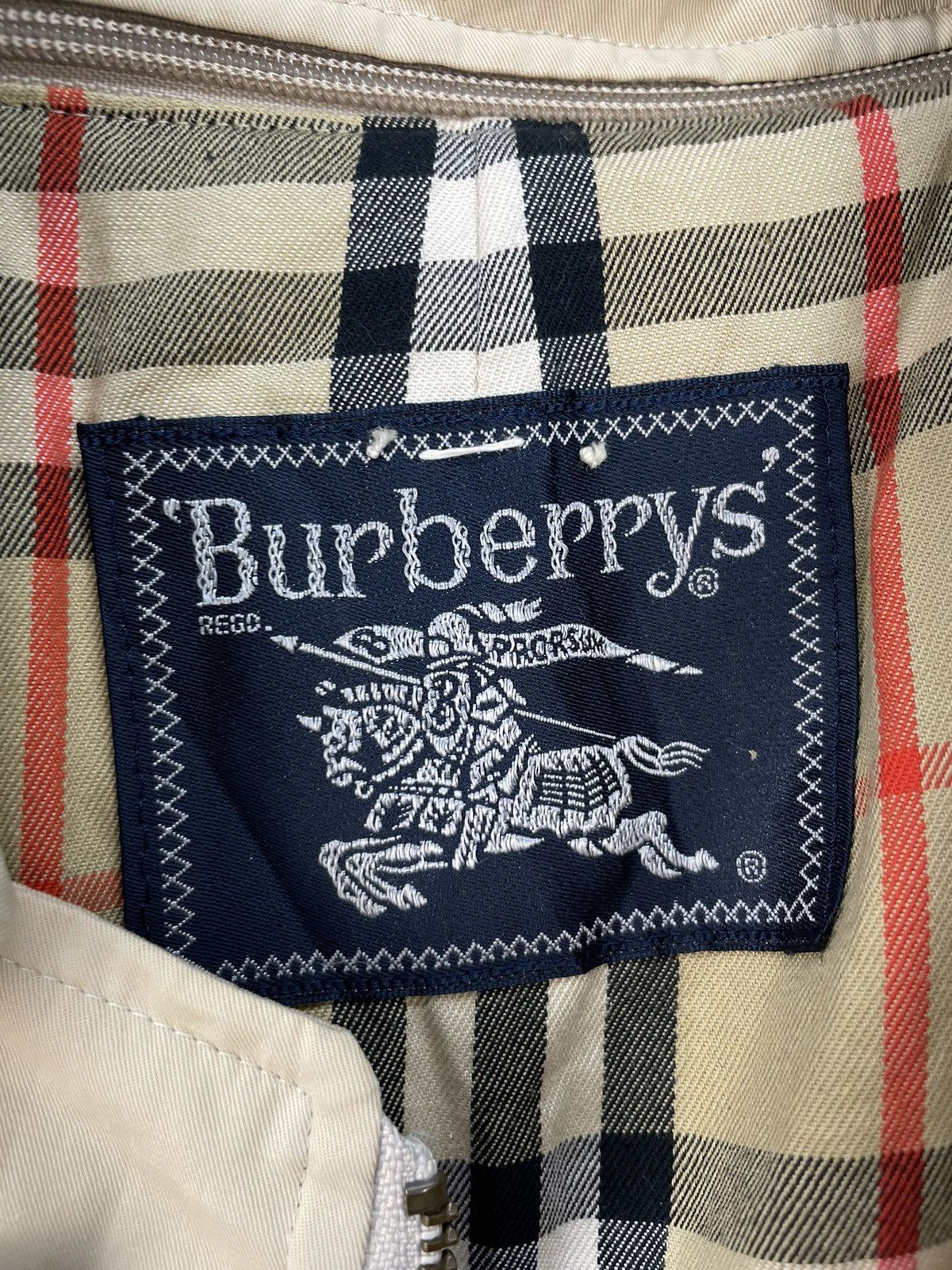 Burberry × Vintage Vintage Burberrys Trench Coat Nova check Size US L / EU 52-54 / 3 - 7 Thumbnail