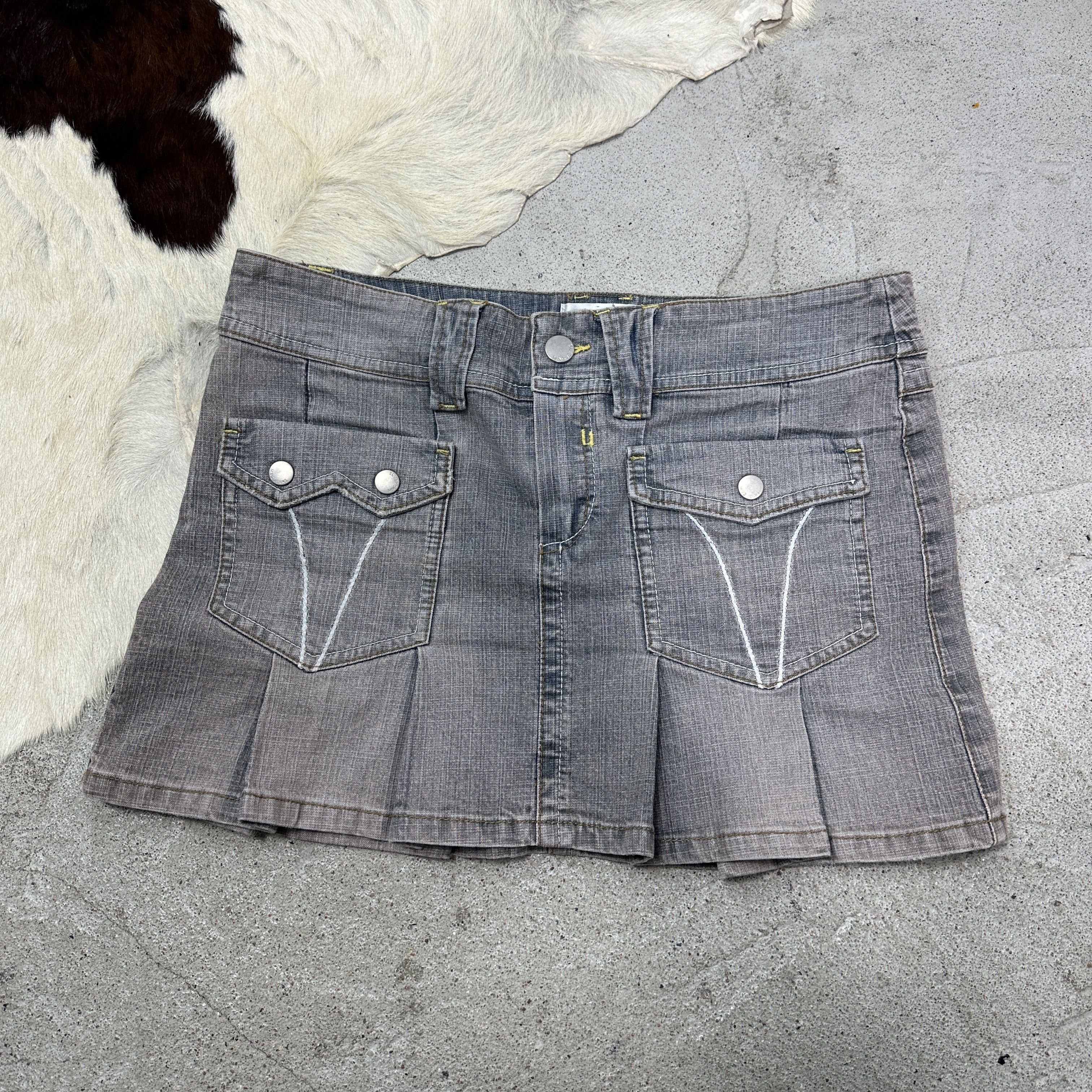 Vintage Vintage Denim Preppy Old Money Washed Pleated Mini Skirt Y2K Size 25" / US 0 / IT 36 - 3 Thumbnail