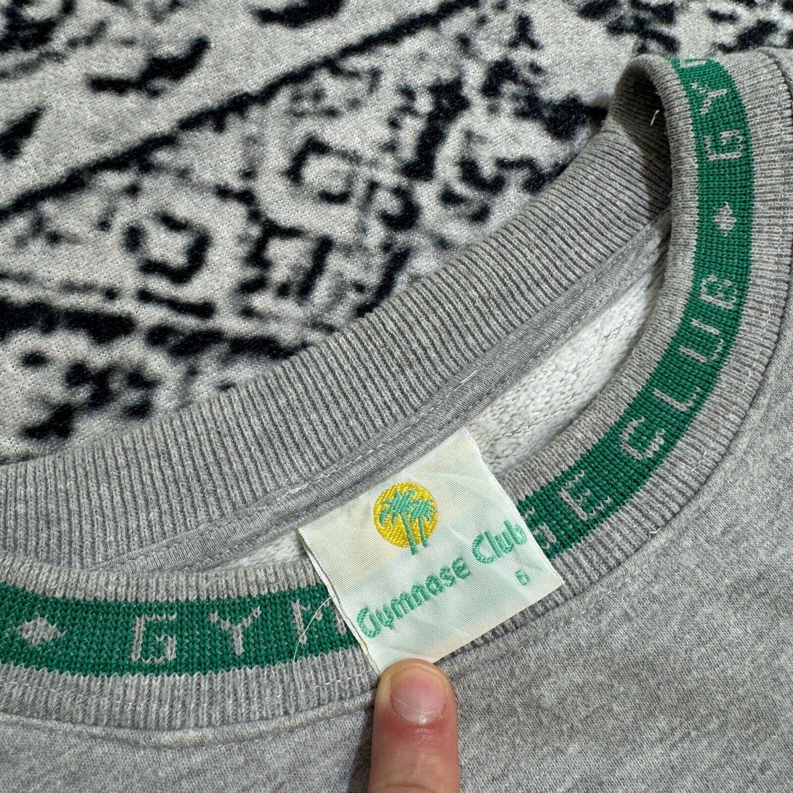 Vintage Vintage Unisex Gray Cotton Crewneck Size M Regular Size US M / EU 48-50 / 2 - 8 Thumbnail