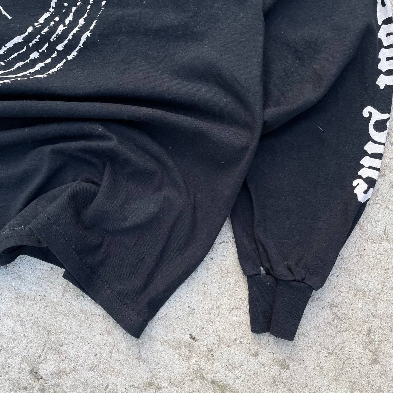 Band Tees Vintage Acid Thhrone Long-sleeve T-shirts Confees Your Sins Size US L / EU 52-54 / 3 - 9 Thumbnail