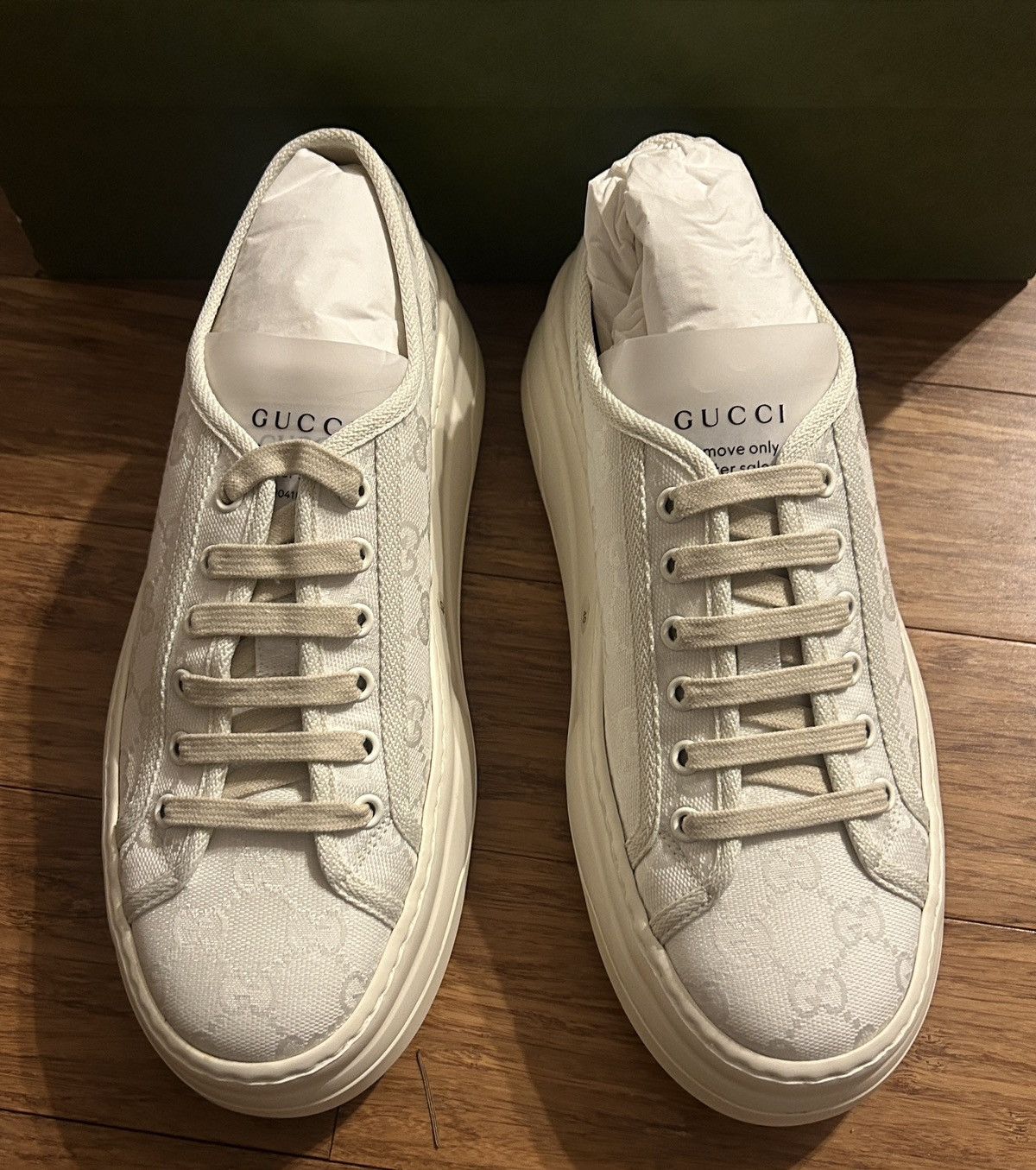 Gucci Gucci Tennis 1977 GG Logo Embroidery Sneaker Great White Size US 10 / IT 40 - 4 Thumbnail