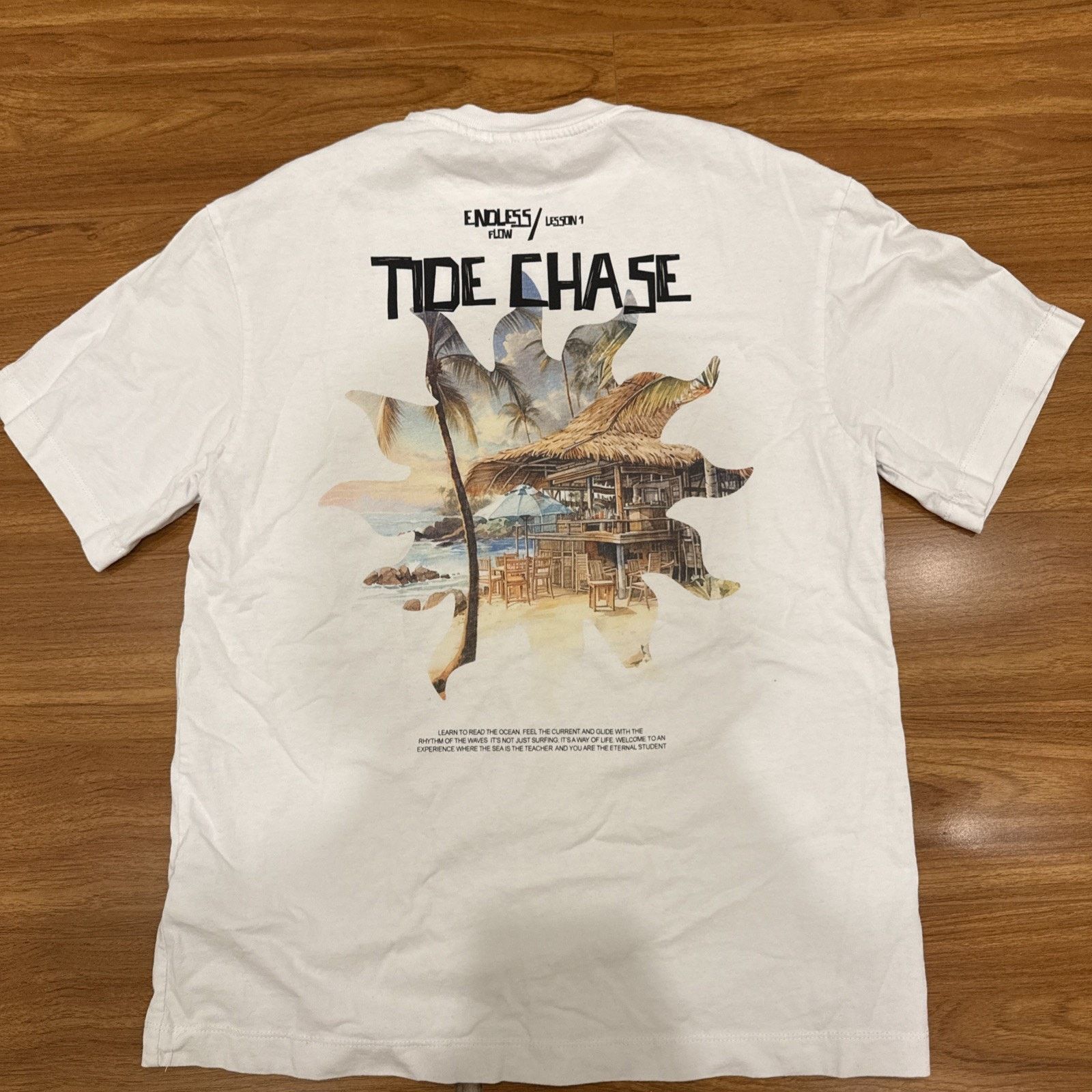 Bershka Bershka Men’s Size Extra Small Clean T-Shirt graphic Design Size US XS / EU 42 / 0 - 3 Thumbnail