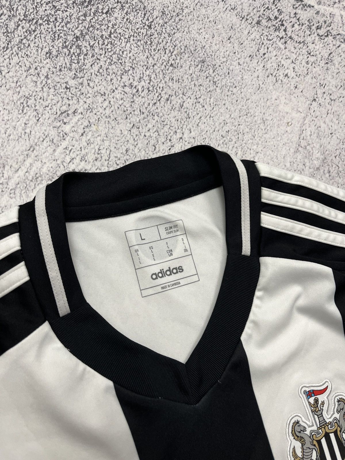 Adidas Newcastle United 2024/25 Home Soccer Jersey Blockcore Rare Size US L / EU 52-54 / 3 - 6 Thumbnail