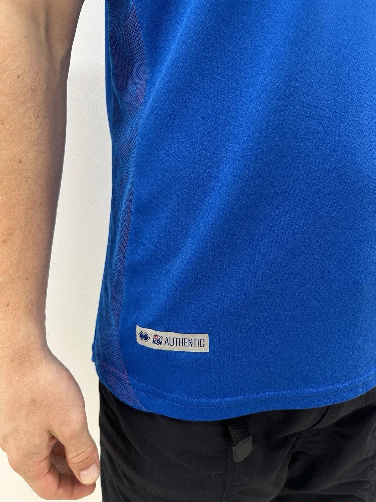 Errea National Iceland KSI 2018 2019 2020 Home Jersey Soccer Size US M / EU 48-50 / 2 - 6 Thumbnail