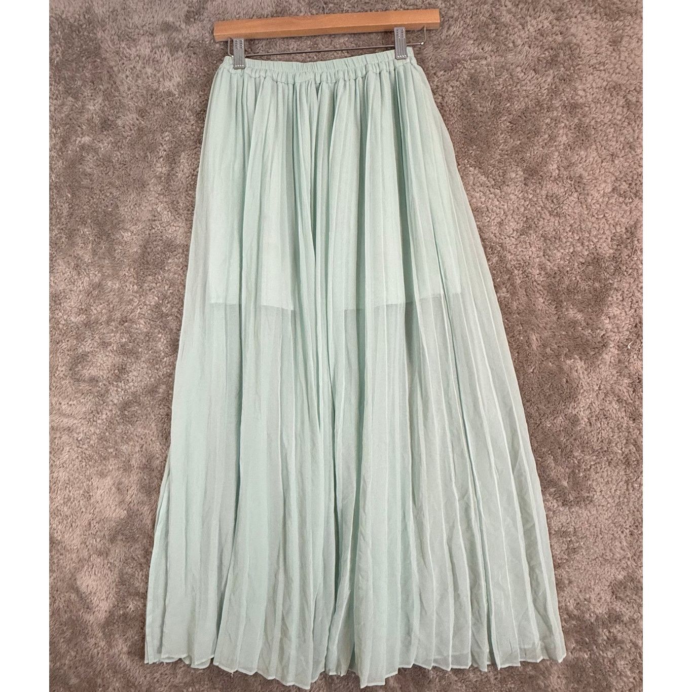 Victoria's Secret Victoria's Secret Mint Green Pleated Maxi Skirt 2 XS Size 26" / US 2 / IT 38 - 3 Thumbnail