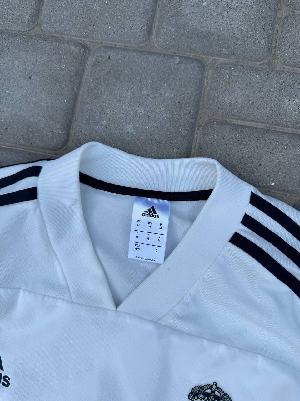 Adidas Long Sleeve Adidas Real Madrid jersey Size US M / EU 48-50 / 2 - 4 Thumbnail
