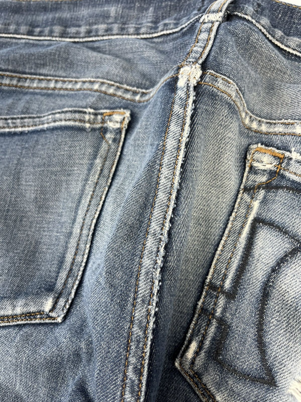 DC × Japanese Brand 00s Vintage DC Big Logo Denim Faded Distressed Jeans Y2K Size US 32 / EU 48 - 5 Thumbnail