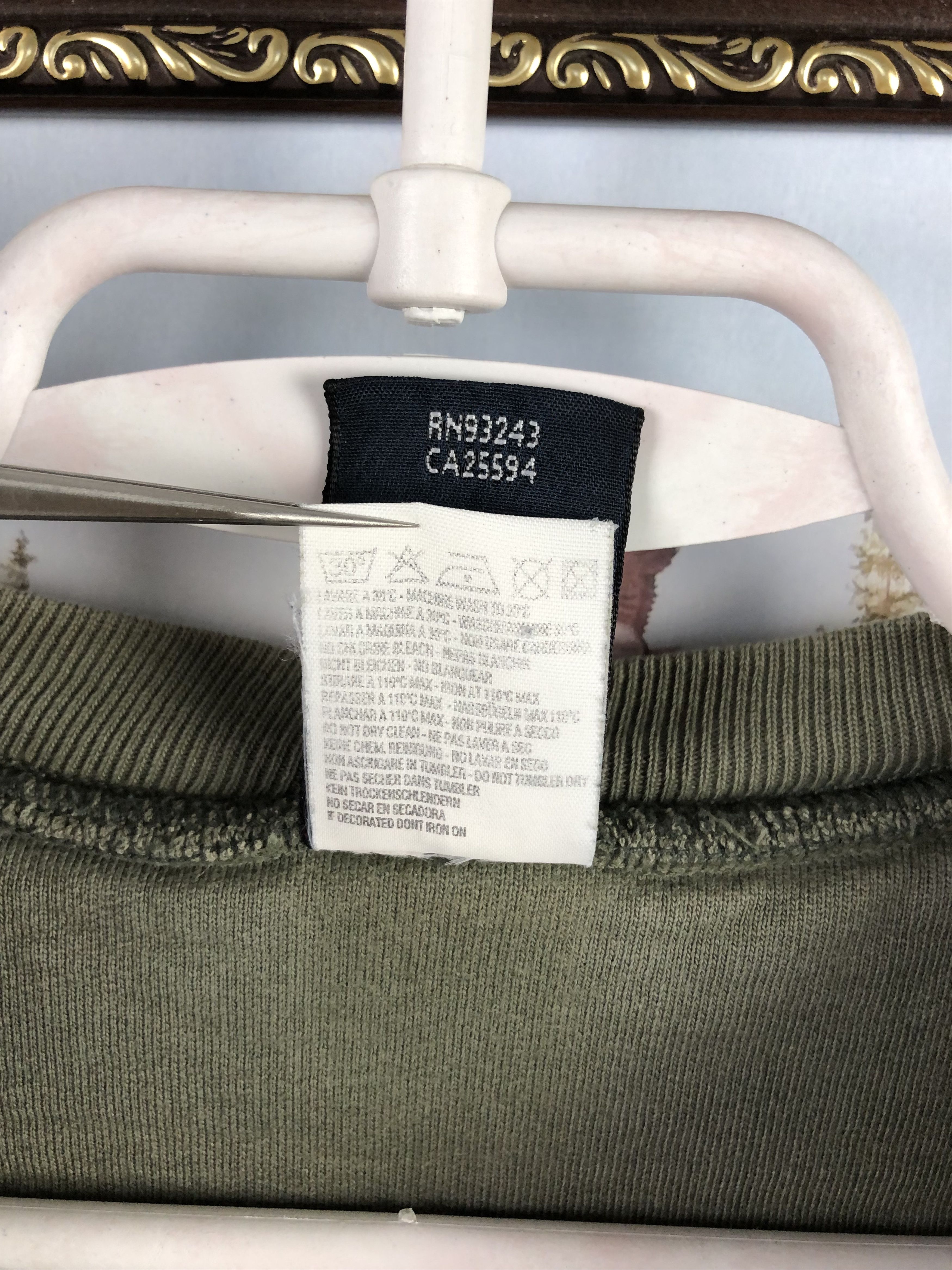 Diesel Vintage Archival Avant Garde Diesel Big Sweatshirt Crewneck Size US M / EU 48-50 / 2 - 12 Thumbnail