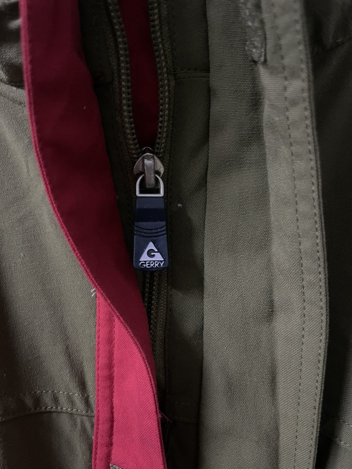 Vintage Vintage GERRY Performance Outdoor Jacket With Patches Size US L / EU 52-54 / 3 - 10 Thumbnail
