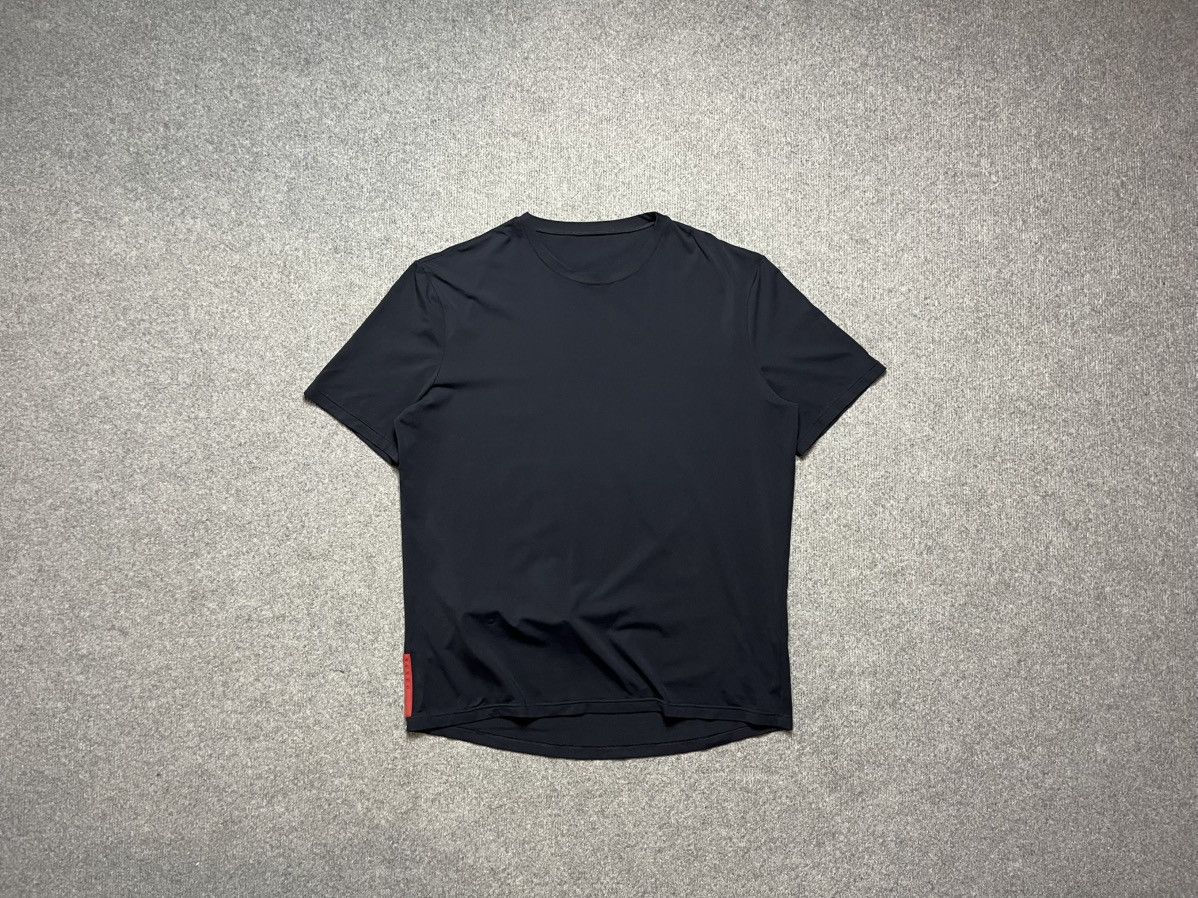 Prada Prada red tag t-shirt Size US XL / EU 56 / 4 - 1 Thumbnail