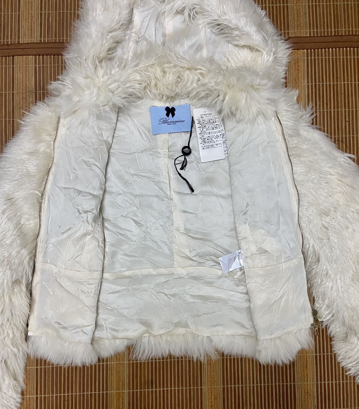 Blumarine BLUMARINE ALPACA FUR JACKET Size XS / US 0-2 / IT 36-38 - 7 Thumbnail