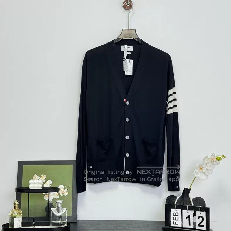 Thom Browne Thom Browne Navy Four Stripe Cardigan Size US L / EU 52-54 / 3 - 1 Thumbnail