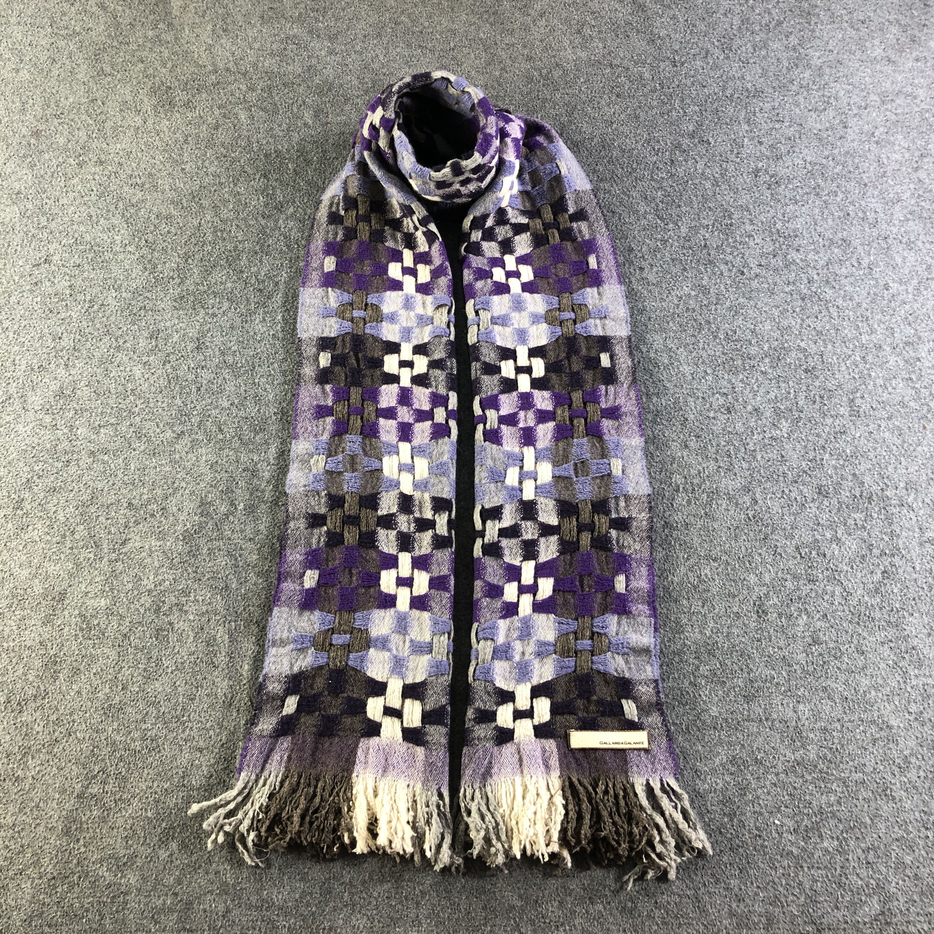 Vintage Gallarda Galante Wool Scarf Muffler V2741 Size ONE SIZE - 1 Thumbnail
