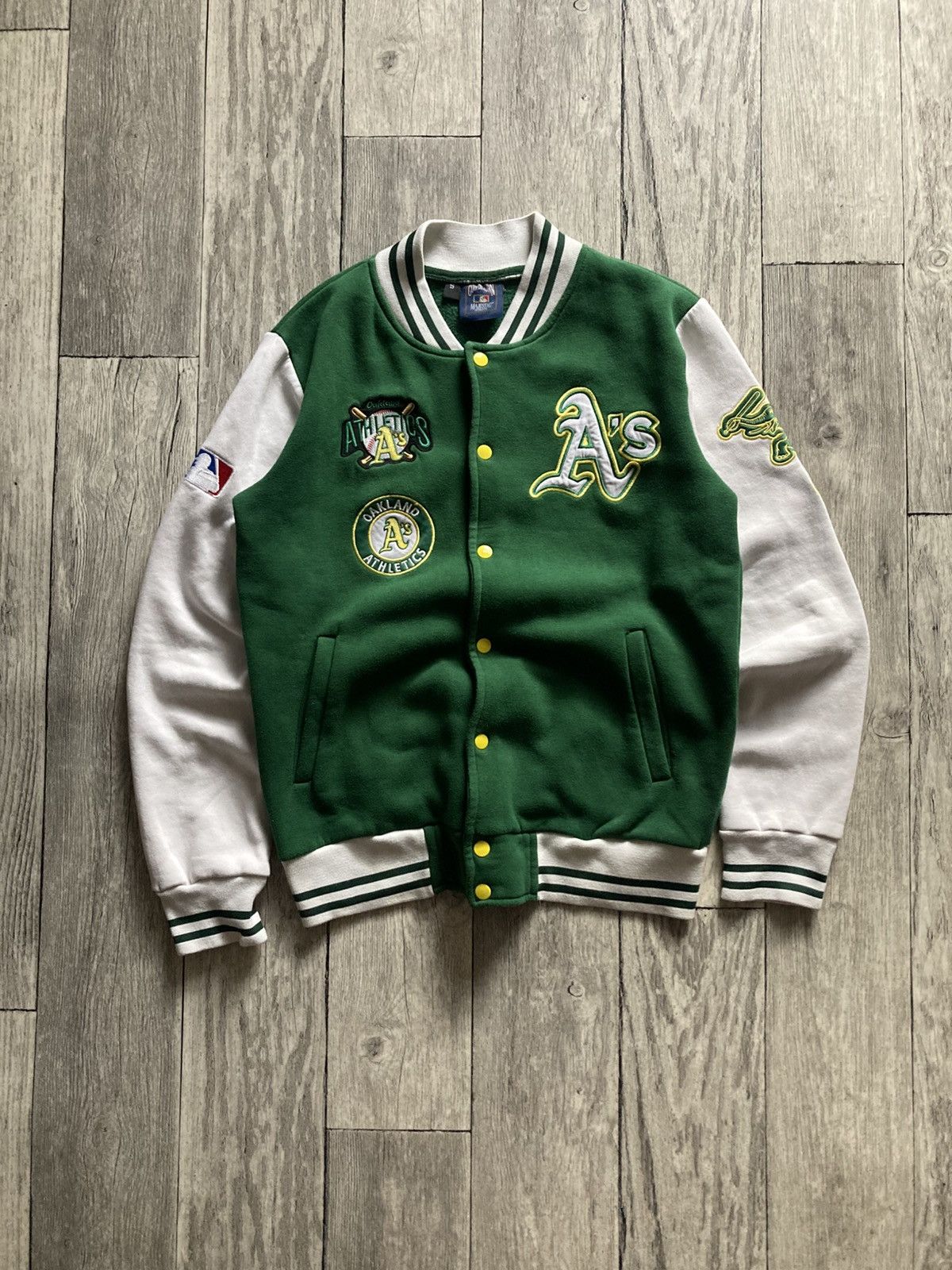 Majestic Vintage majestic oakland athletics mlb bomber varsity jacket Size US S / EU 44-46 / 1 - 2 Thumbnail