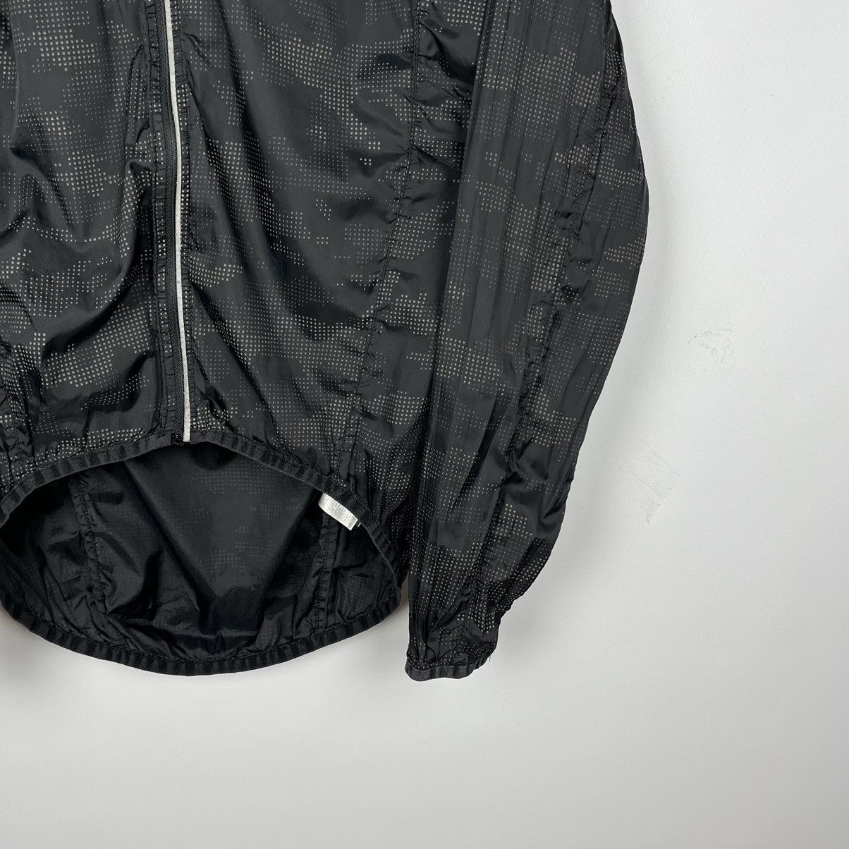 Sports Specialties Endura Full Zip Cycling Jacket Size S Reflective Full Zip Size US S / EU 44-46 / 1 - 3 Thumbnail