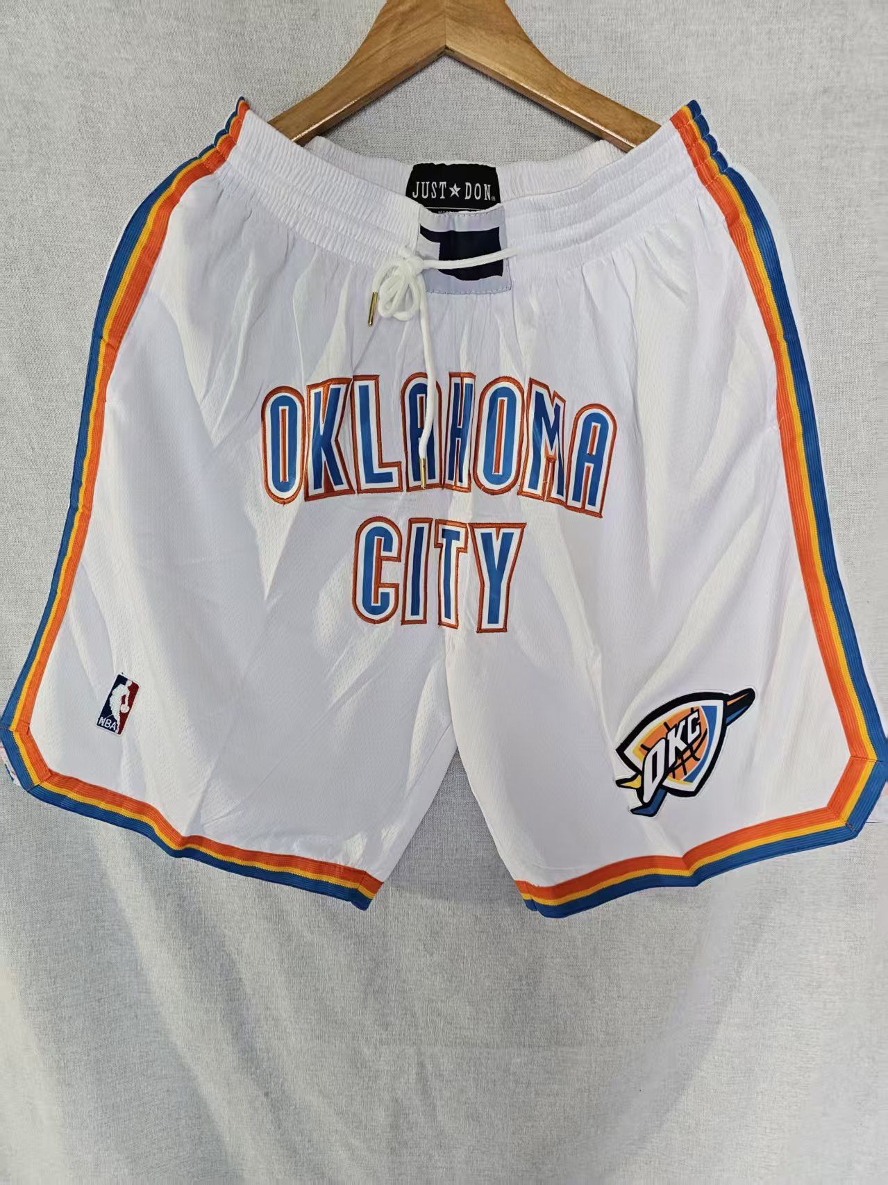 NBA Oklahoma City Thunder Short Small Size White Size US 32 / EU 48 - 1 Thumbnail