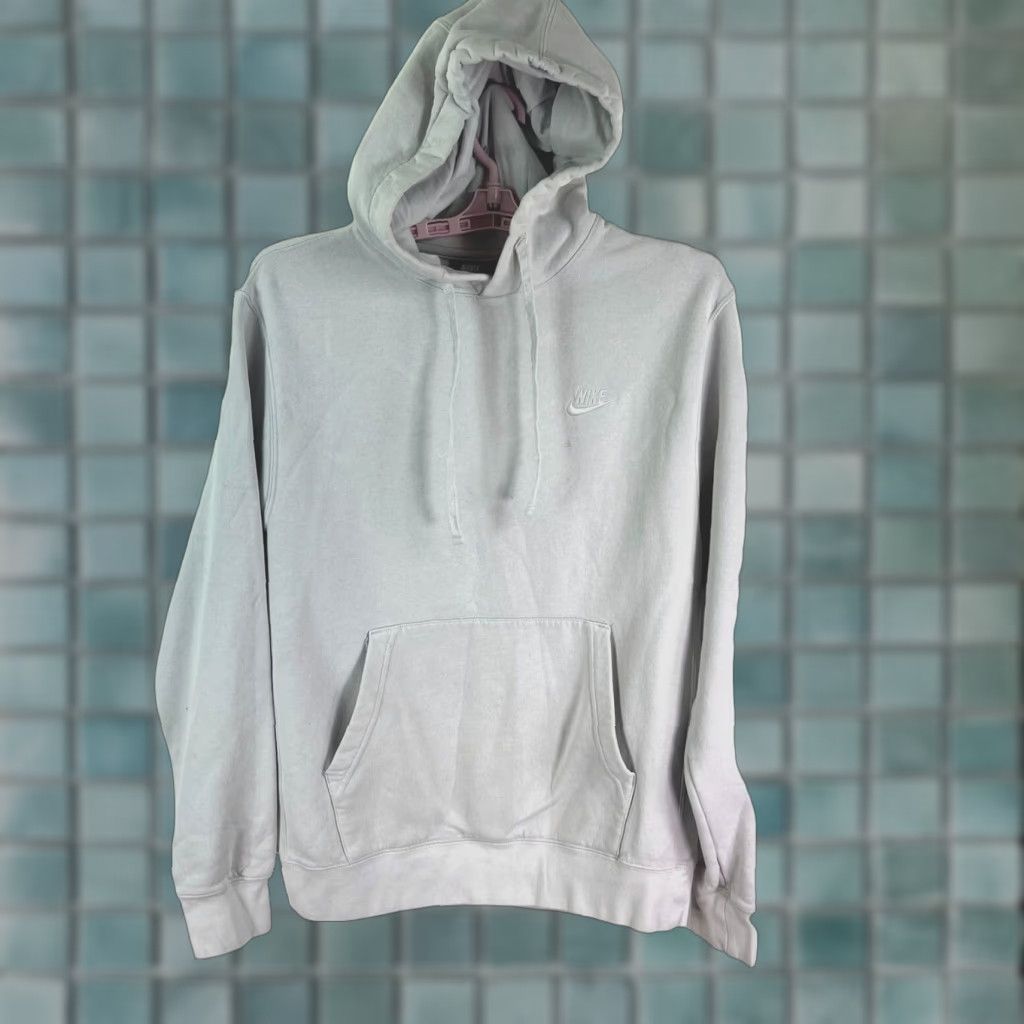 Nike VINTAGE Nike Hooded Sweatshirt Mens M Gray Pullover Hooded Sweatshirt Nike Mens Sweatshirt Gray Vintage Size M Size US M / EU 48-50 / 2 - 1 Thumbnail