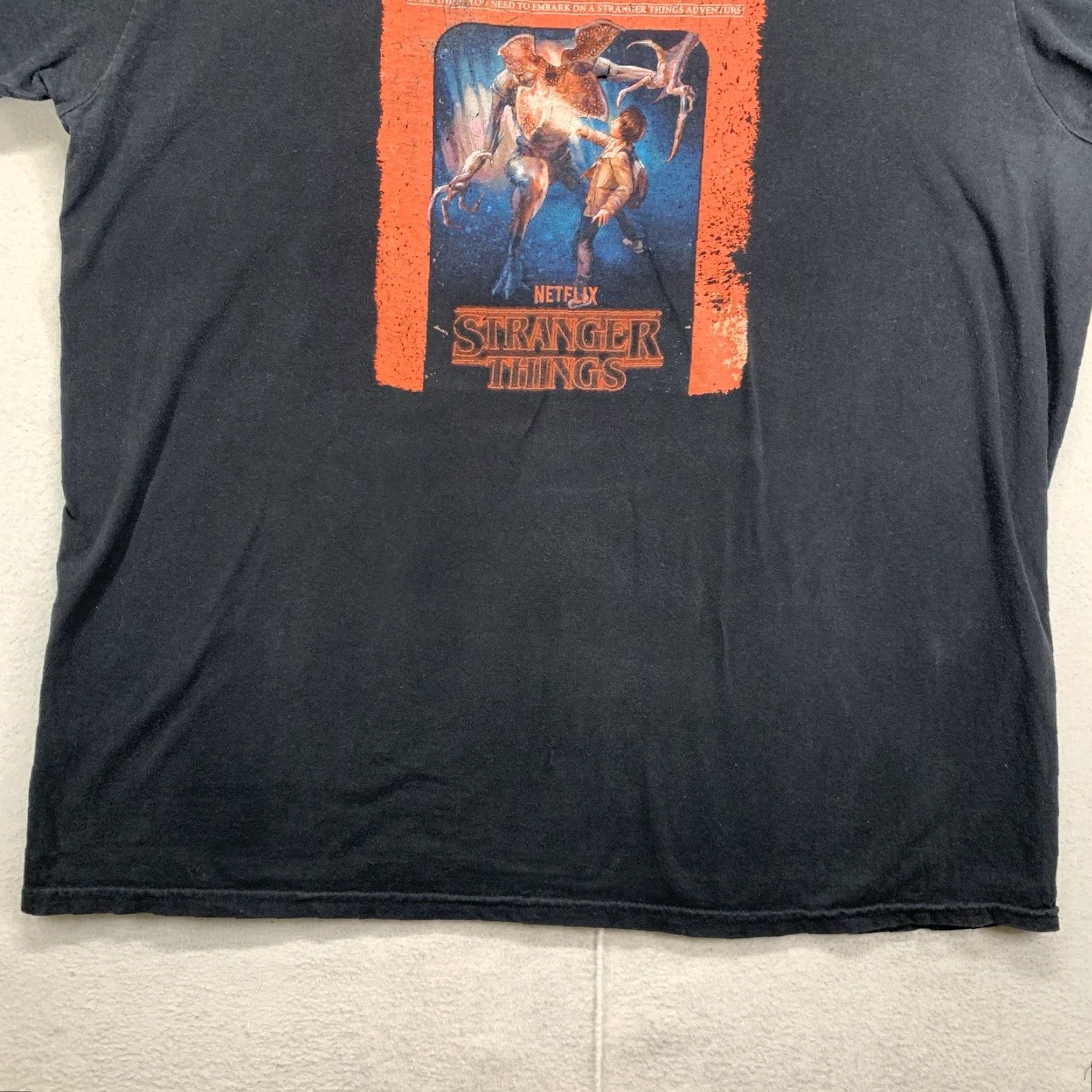 Vintage Vintage Stranger Things T-Shirt Dungeons & Dragons Demogorgon Graphic Unisex Adult Large Black Size US L / EU 52-54 / 3 - 3 Thumbnail