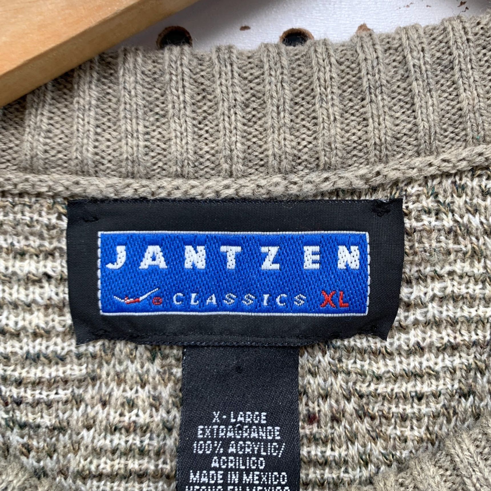 Jantzen VINTAGE Jantzen Knit Acrylic Sweater Mens Large Gray Grandpa Pullover 25.5x29.5 Size US L / EU 52-54 / 3 - 7 Thumbnail