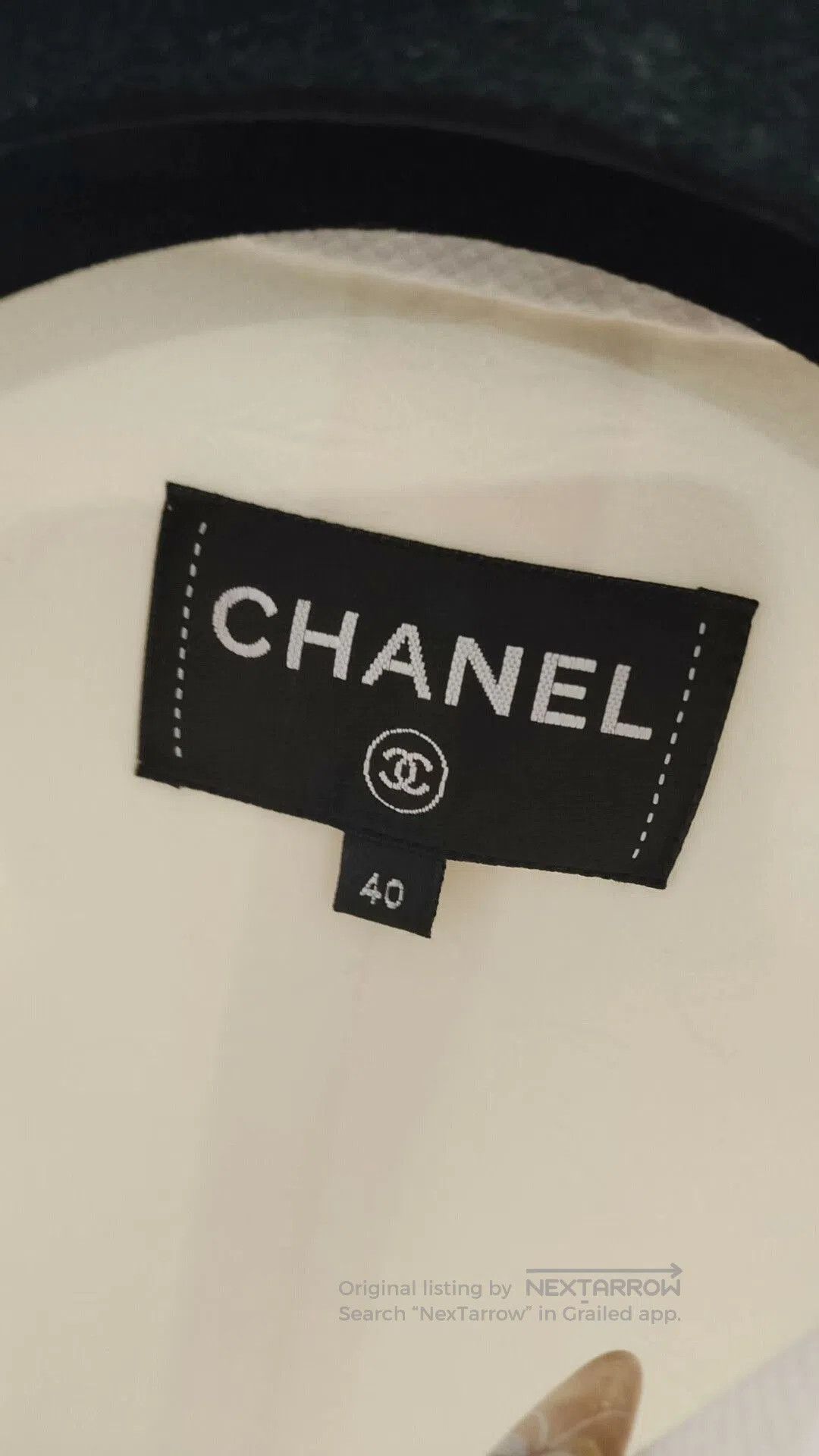 Chanel Chanel White Vest with Crystal Buttons. Size S / US 4 / IT 40 - 2 Thumbnail