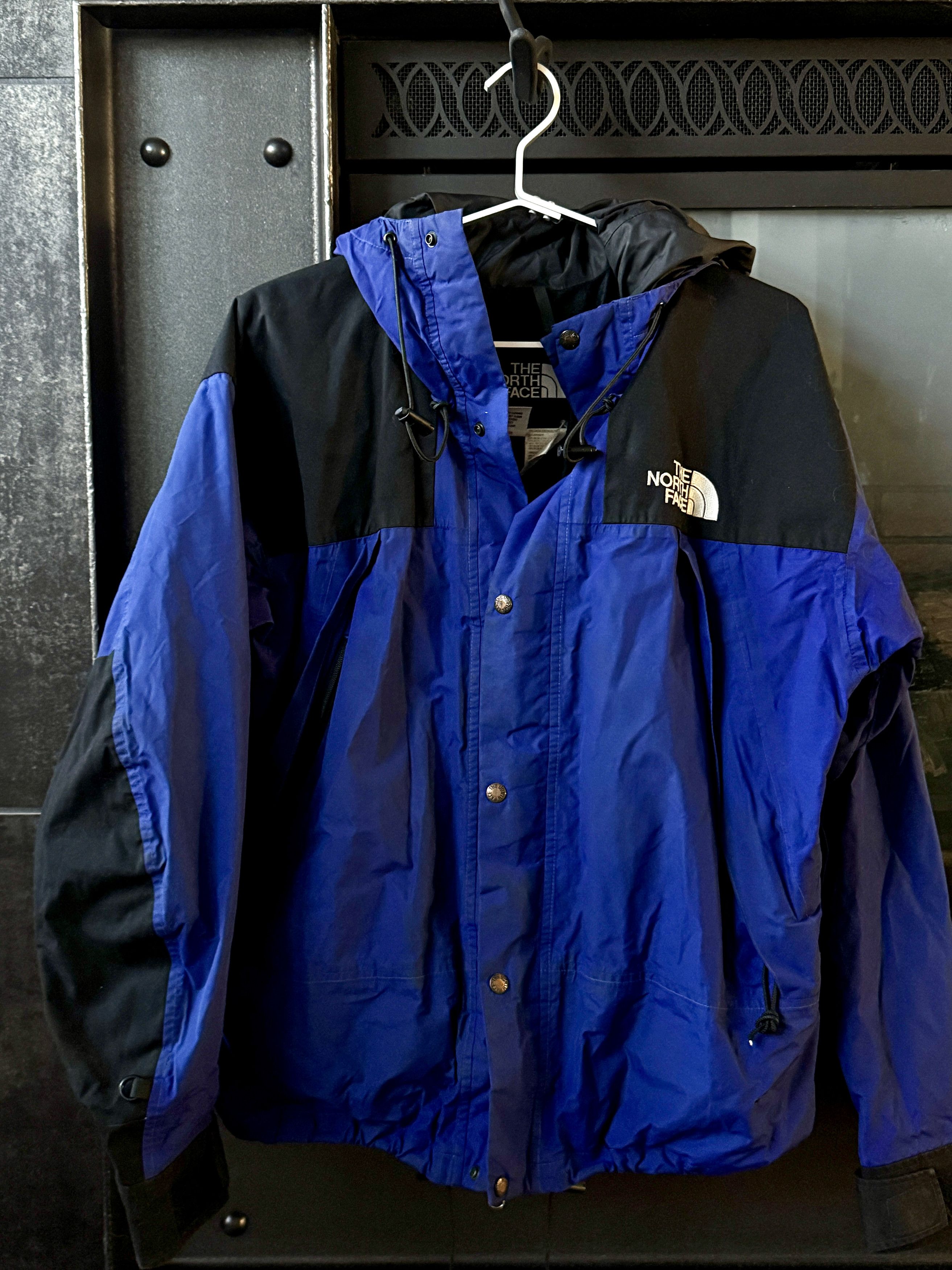 The North Face THE OG!! Original Vintage '90 North Face Mountain Jacket Size US L / EU 52-54 / 3 - 1 Thumbnail