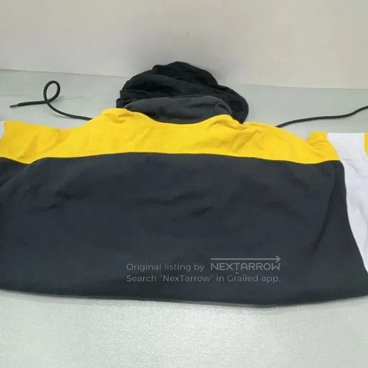 Balenciaga Balenciaga Colorblock Loose Fit Long Sleeve Sweatshirt. Size US M / EU 48-50 / 2 - 8 Thumbnail