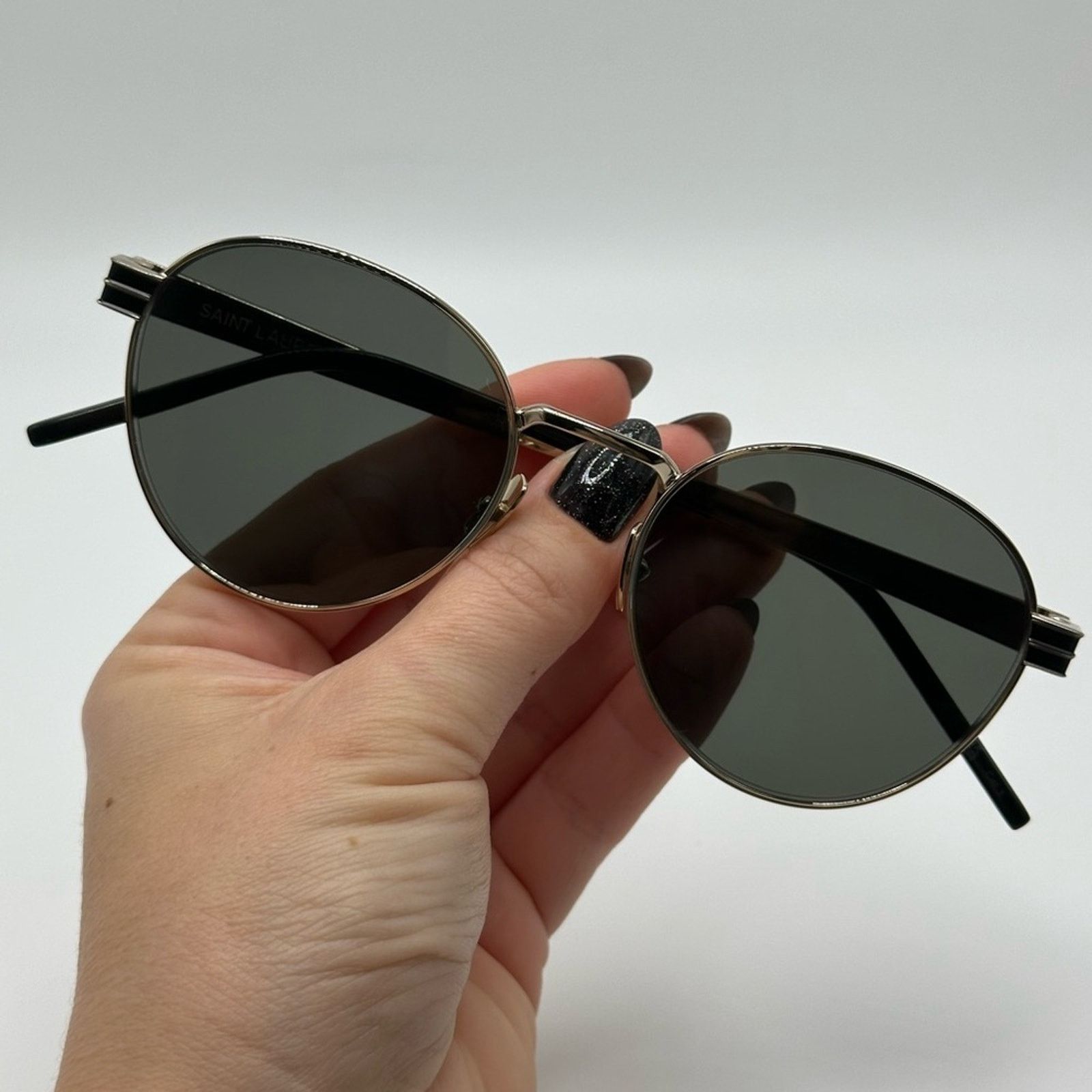 Saint Laurent Paris NEW YSL Saint Laurent Sunglasses SL M62 003 Gold Grey Unisex Size ONE SIZE - 9 Thumbnail