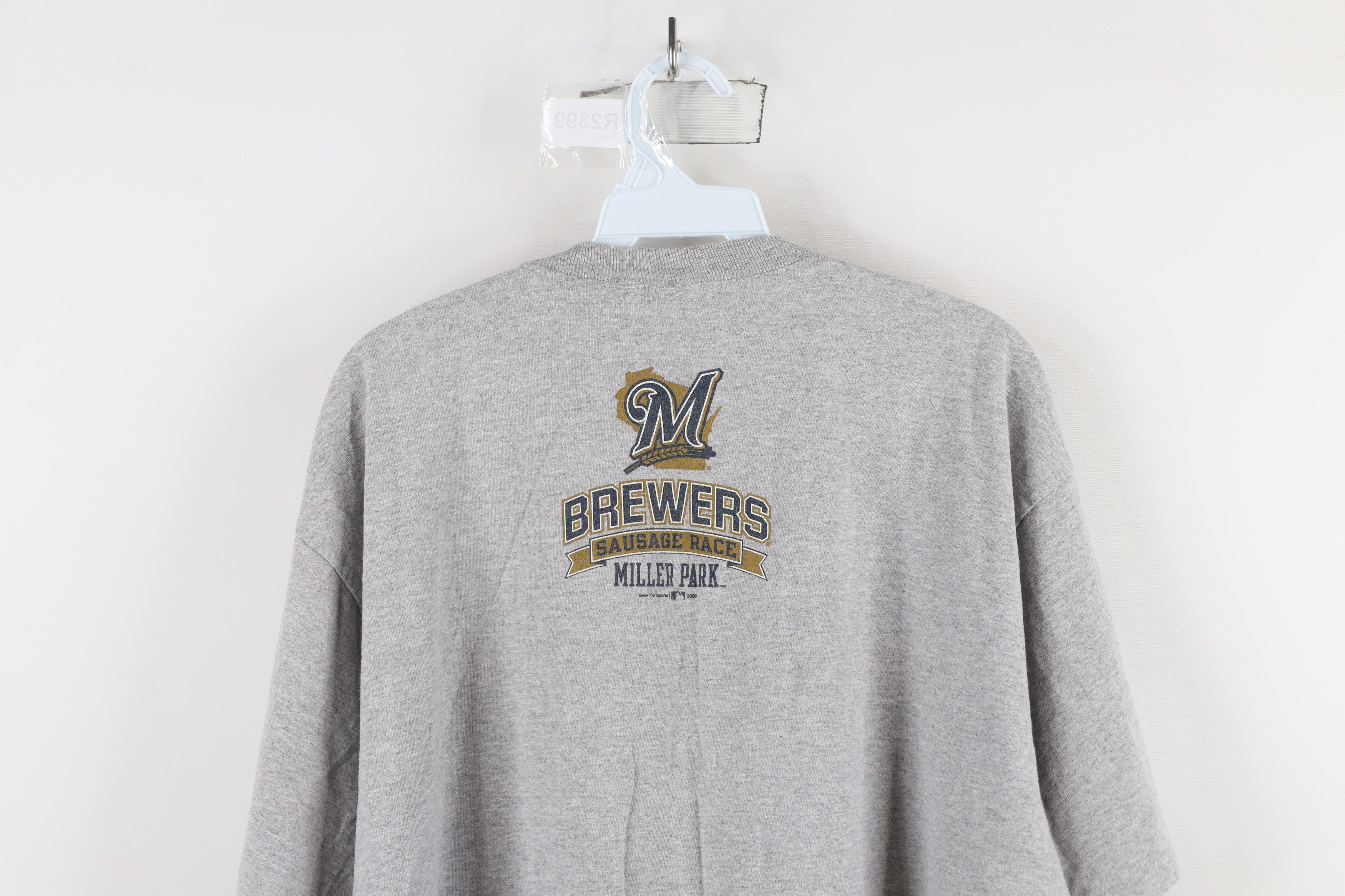 Vintage Vintage Y2K Brewers Baseball Sausage Race T-Shirt Gray Size US XXL / EU 58 / 5 - 14 Thumbnail