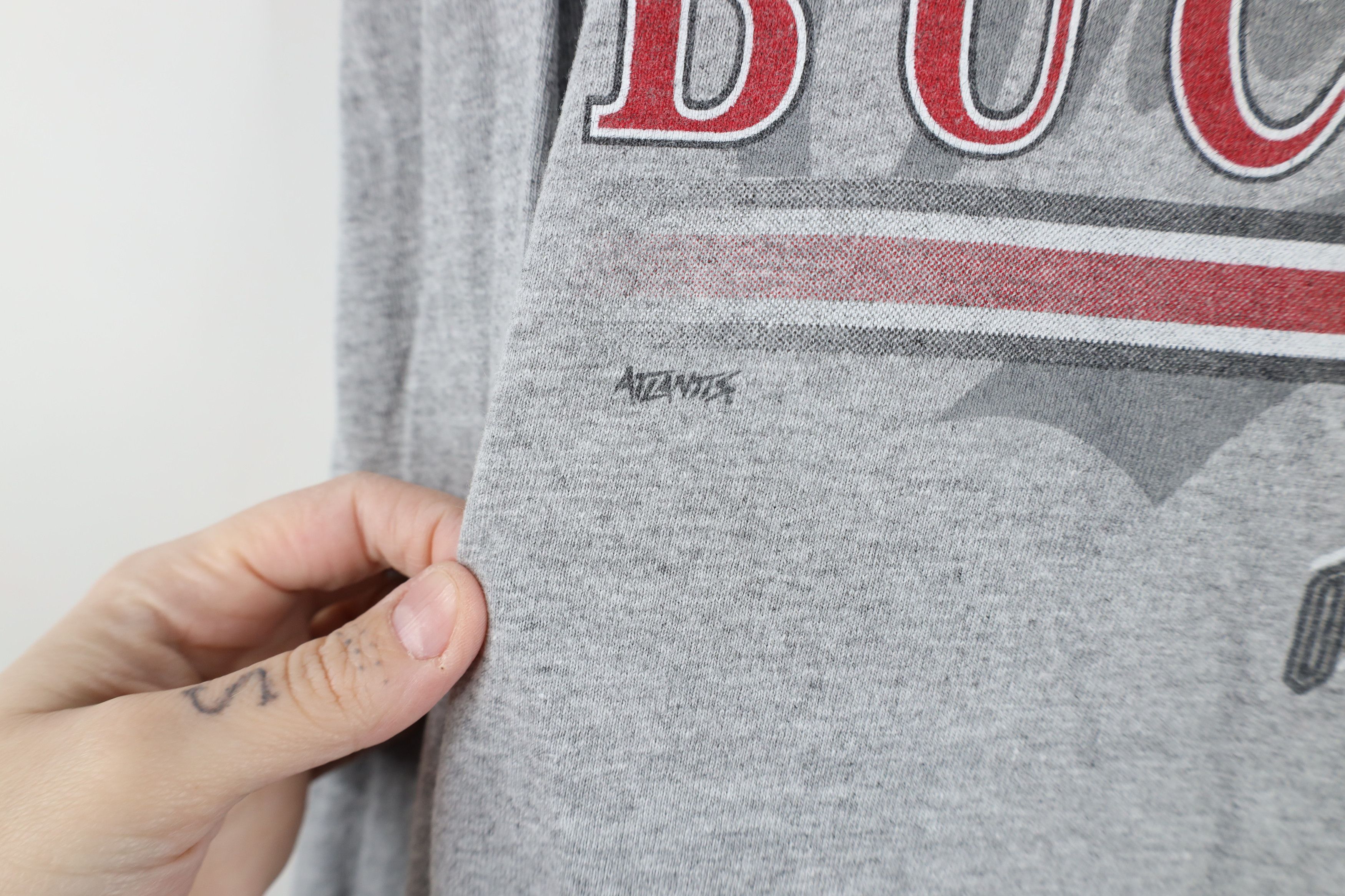 Vintage Vintage 90s Script Ohio State University Long Sleeve T-Shirt Size US M / EU 48-50 / 2 - 6 Thumbnail