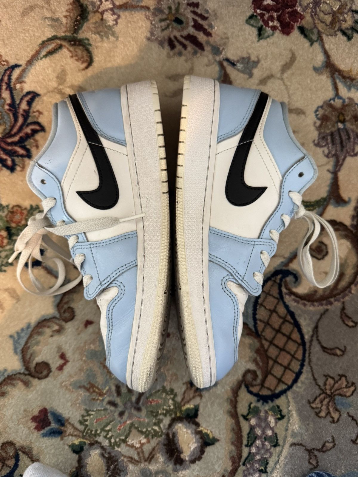 Nike Air Jordan 1 Low GS 'Ice Blue' Size US 6.5 / IT 36.5 - 1 Thumbnail